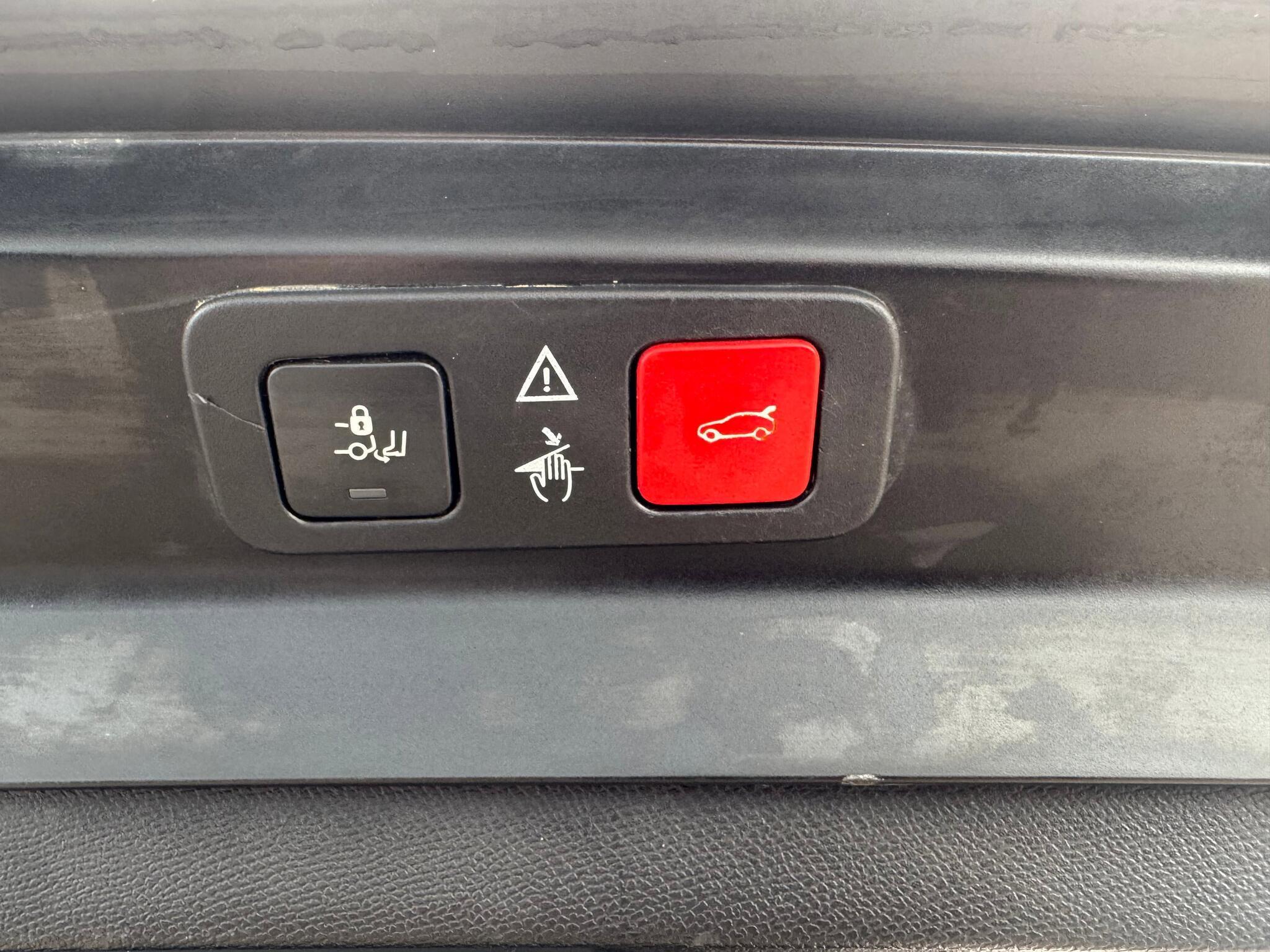 Peugeot 5008 - Image 18