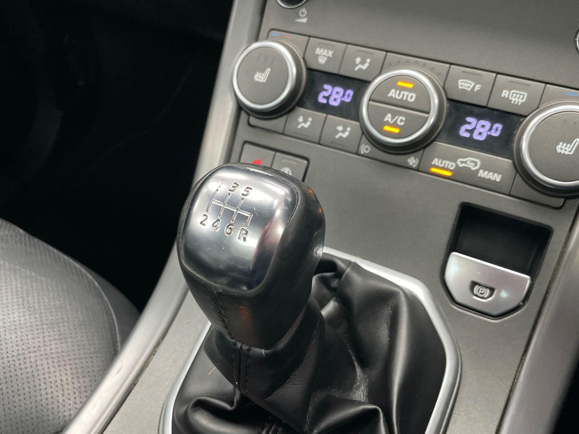 Land Rover Range Rover Evoque - Image 44