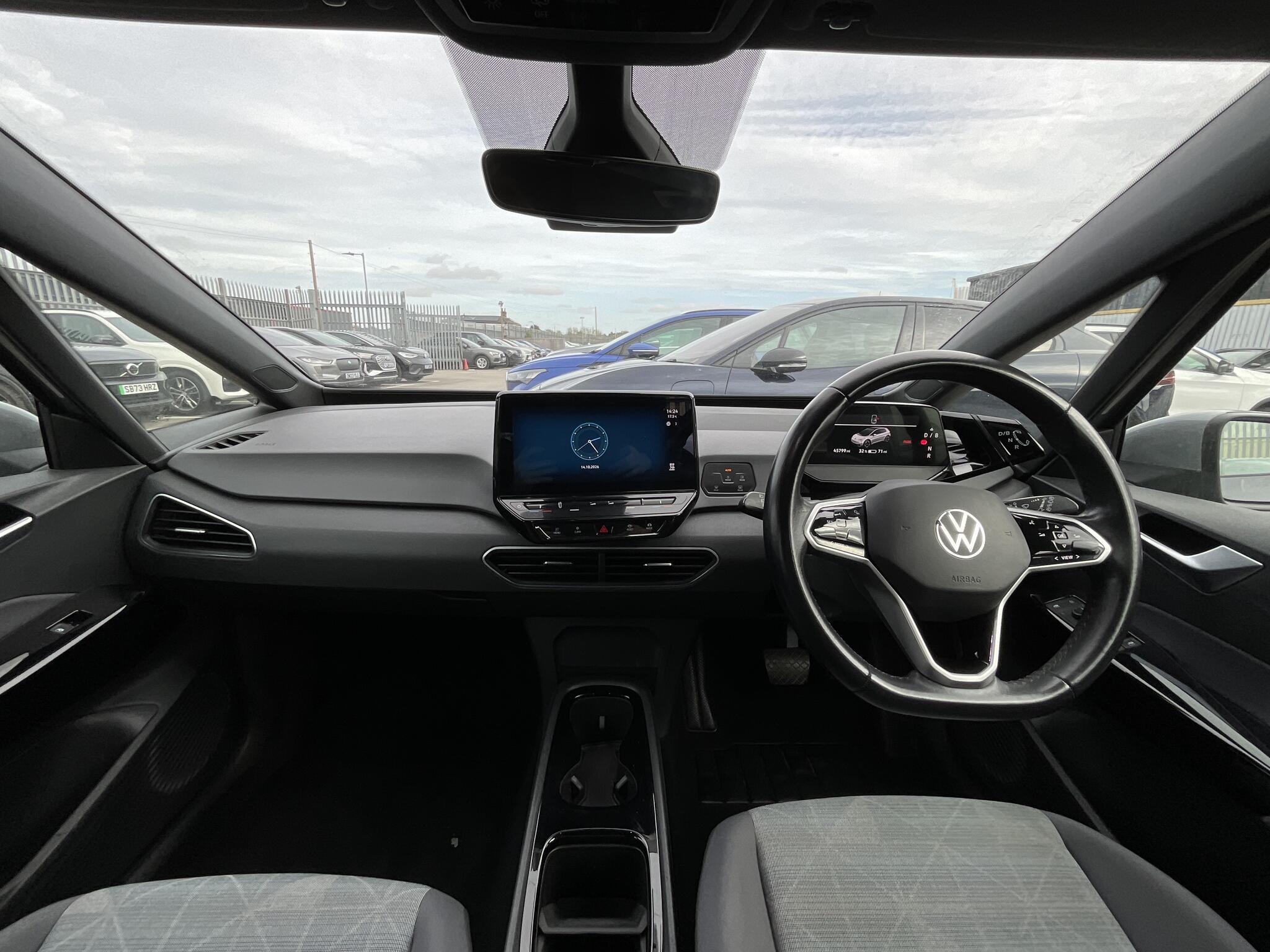 Volkswagen ID.3 - Image 6
