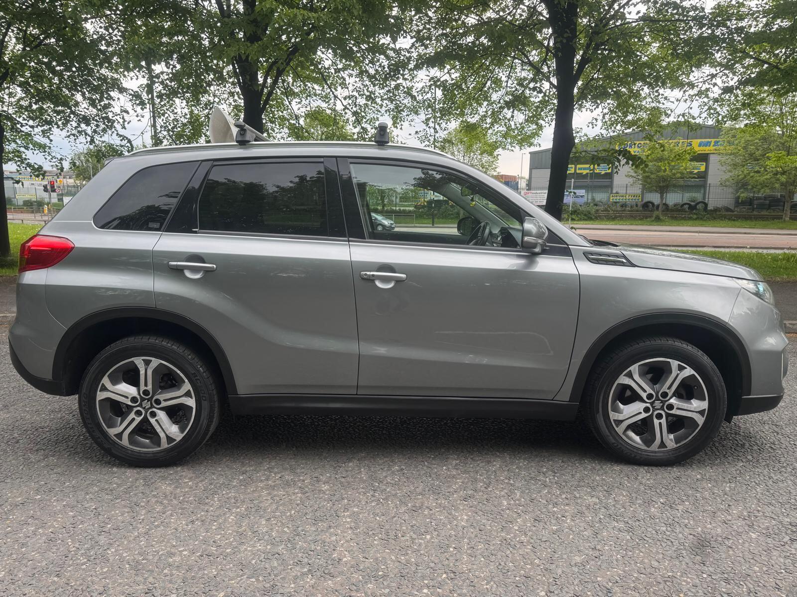 Suzuki Vitara - Image 11