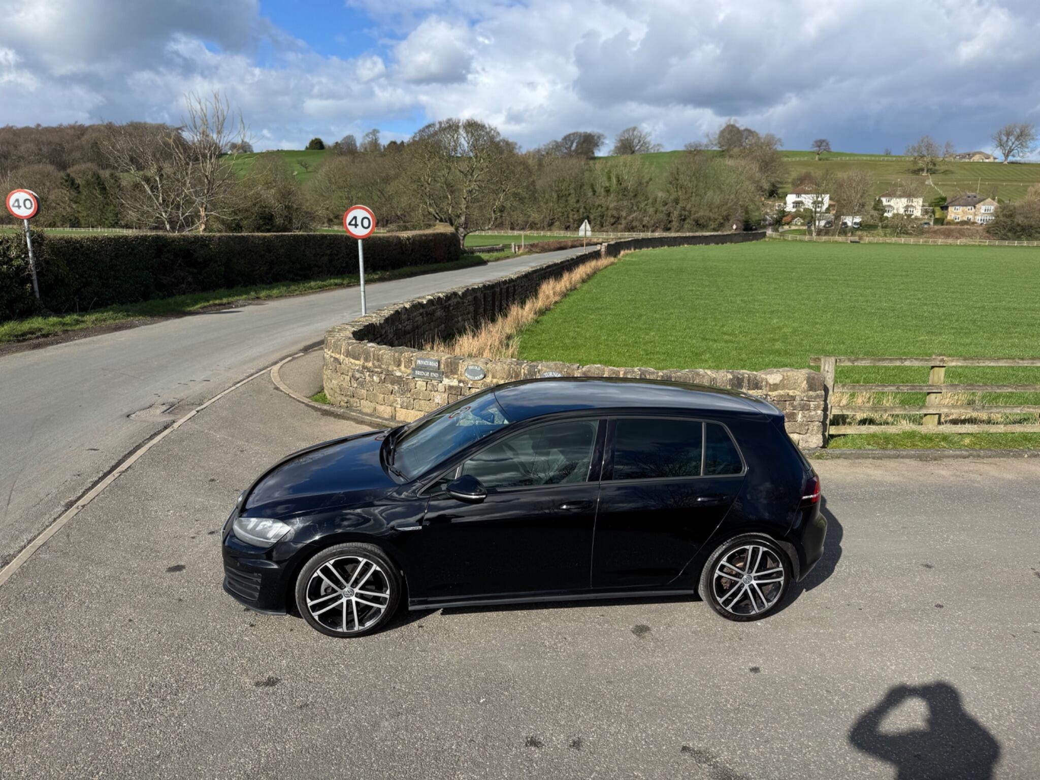 Volkswagen Golf - Image 11