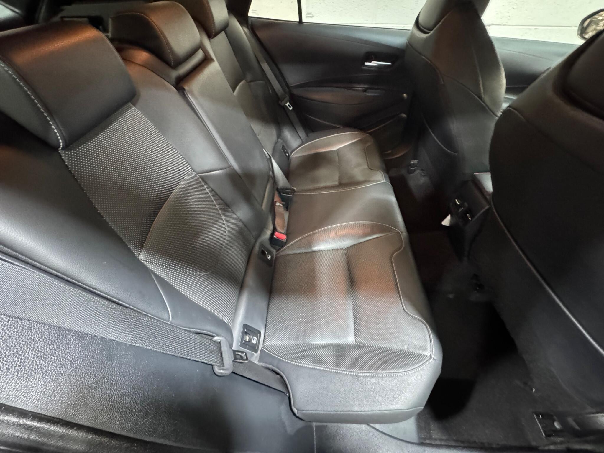 Toyota Corolla - Image 9