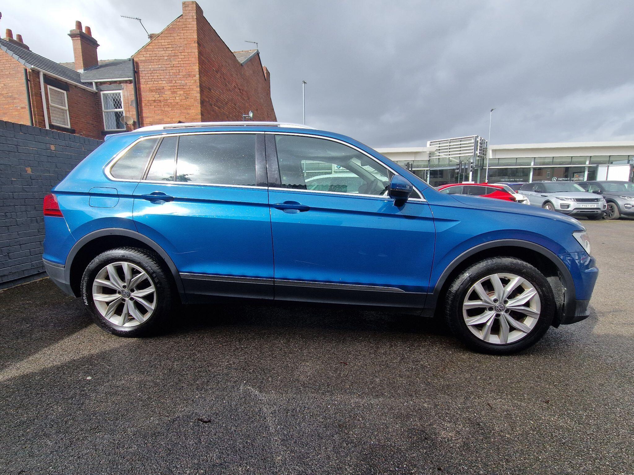 Volkswagen Tiguan - Image 7