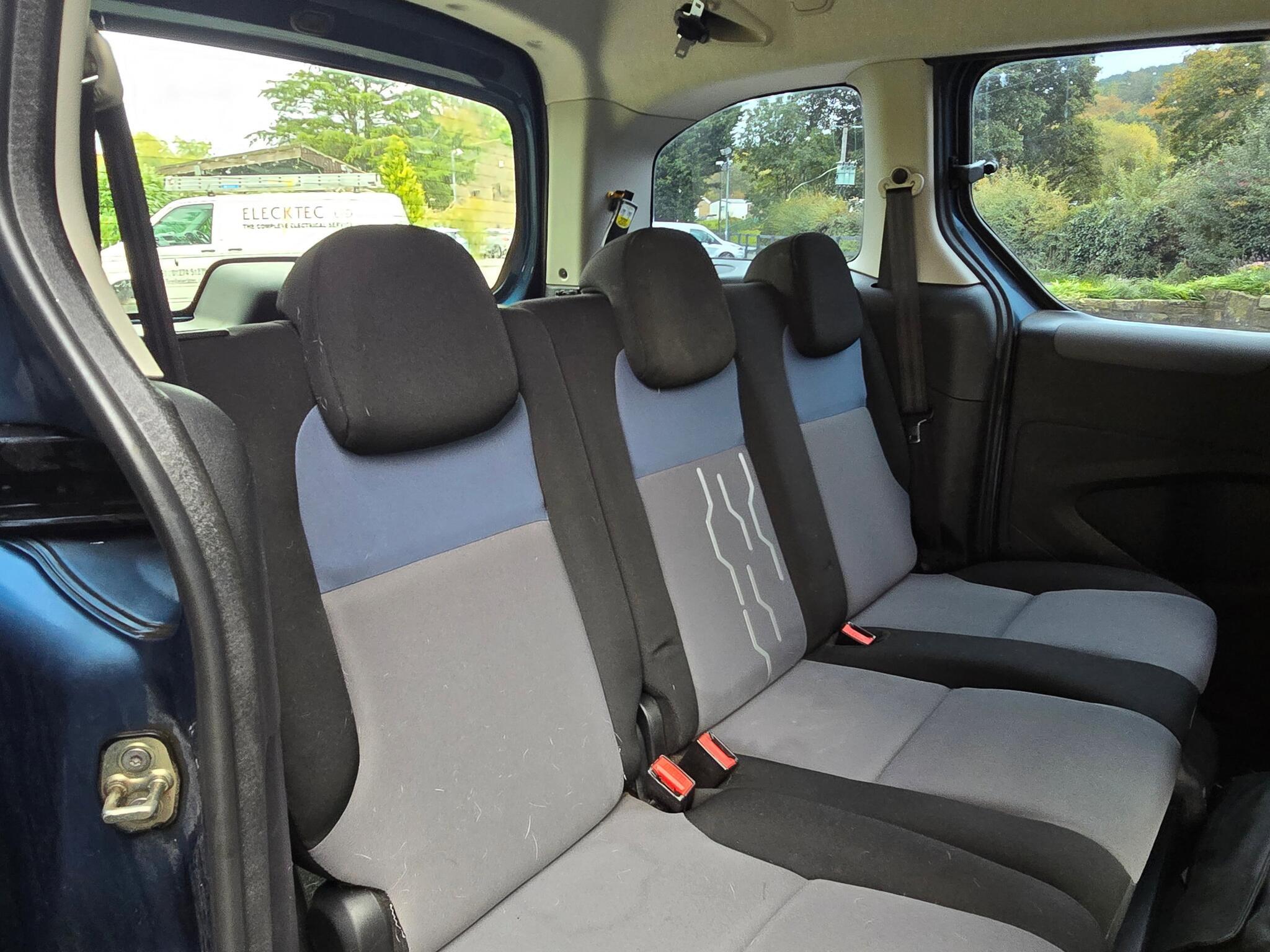 Peugeot Partner Tepee - Image 13
