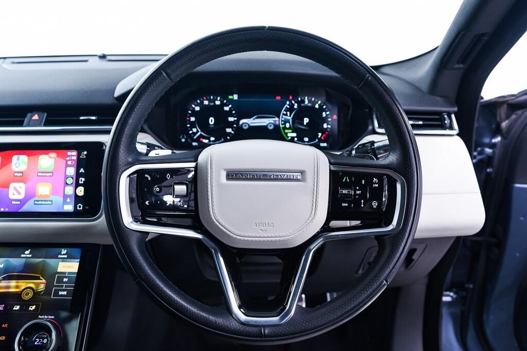 Land Rover Range Rover Velar - Image 28