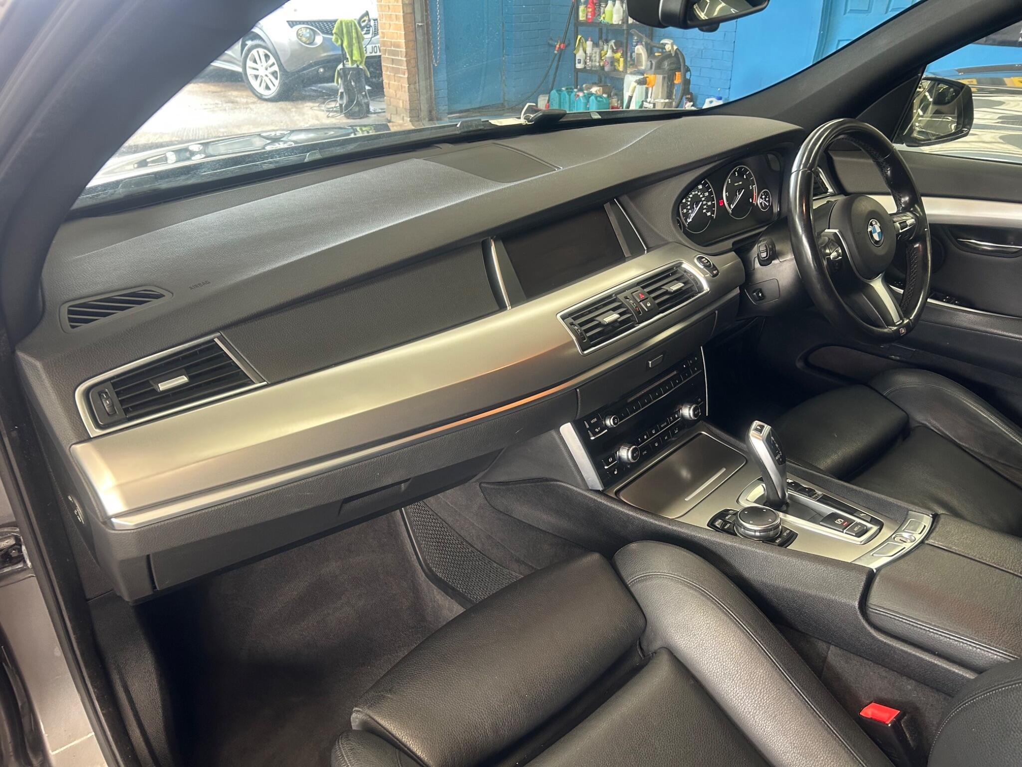 BMW 5 SERIES GRAN TURISMO - Image 15