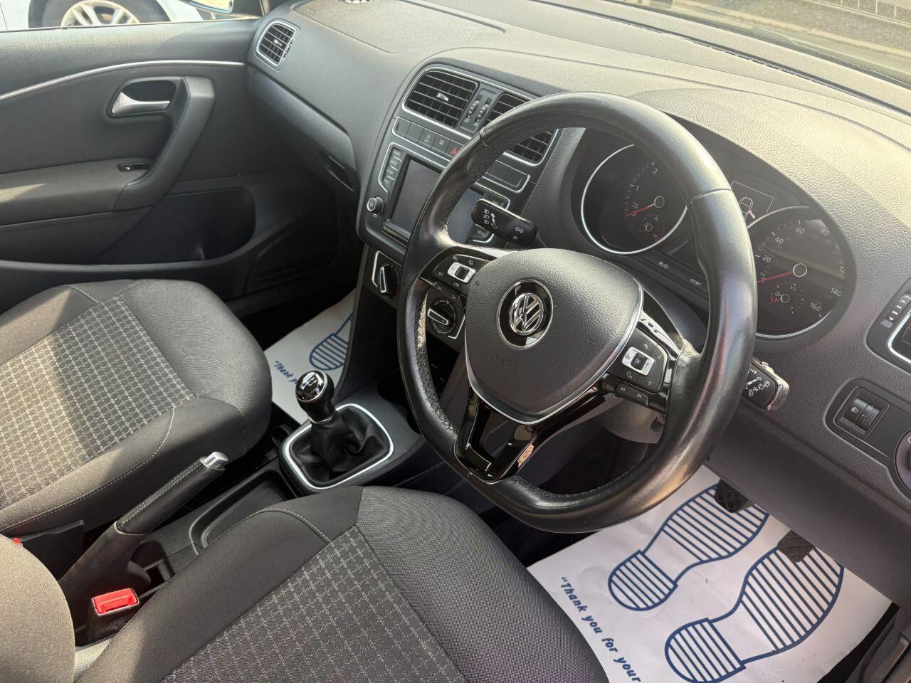 Volkswagen Polo - Image 11
