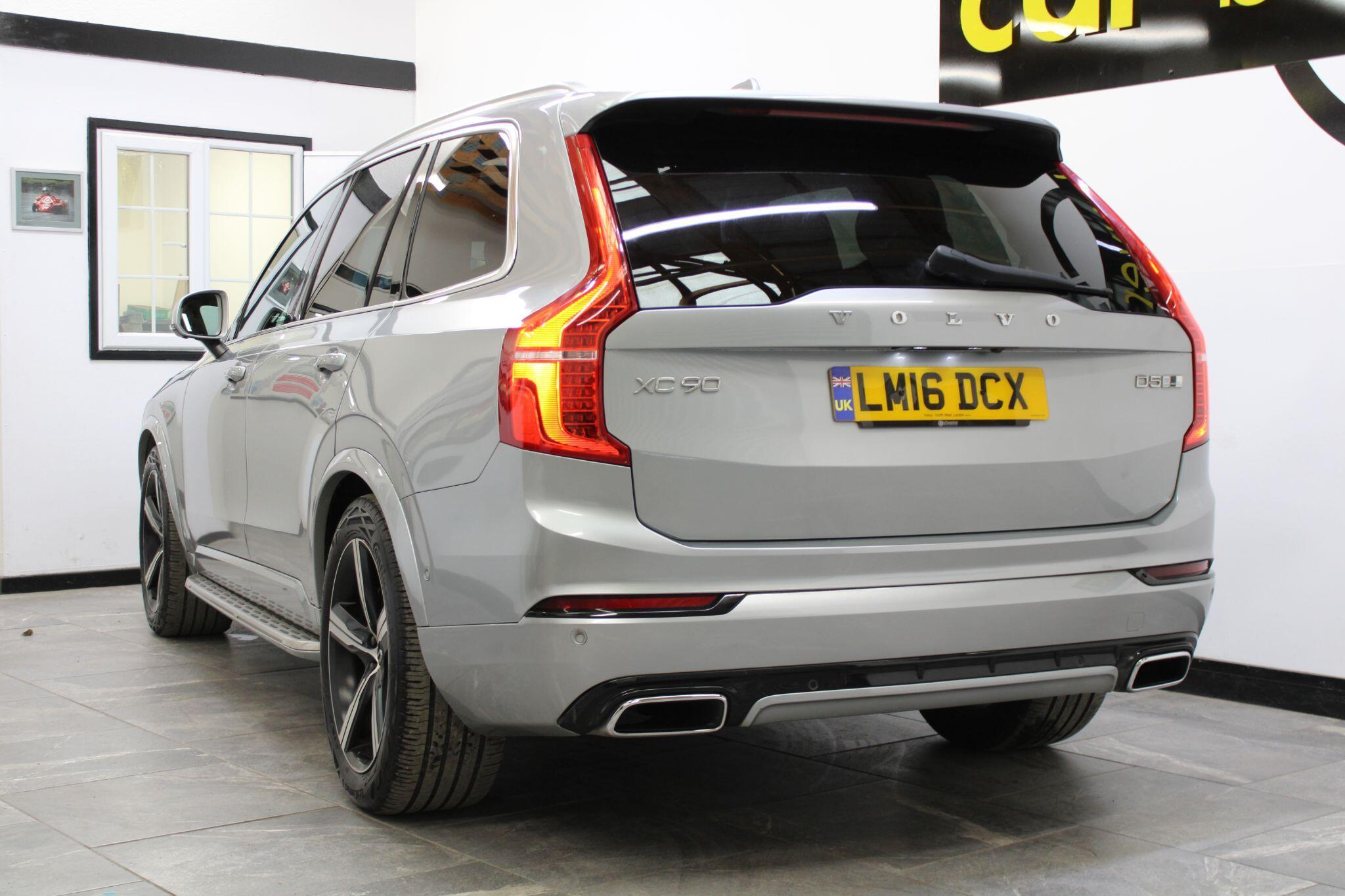 Volvo XC90 - Image 19