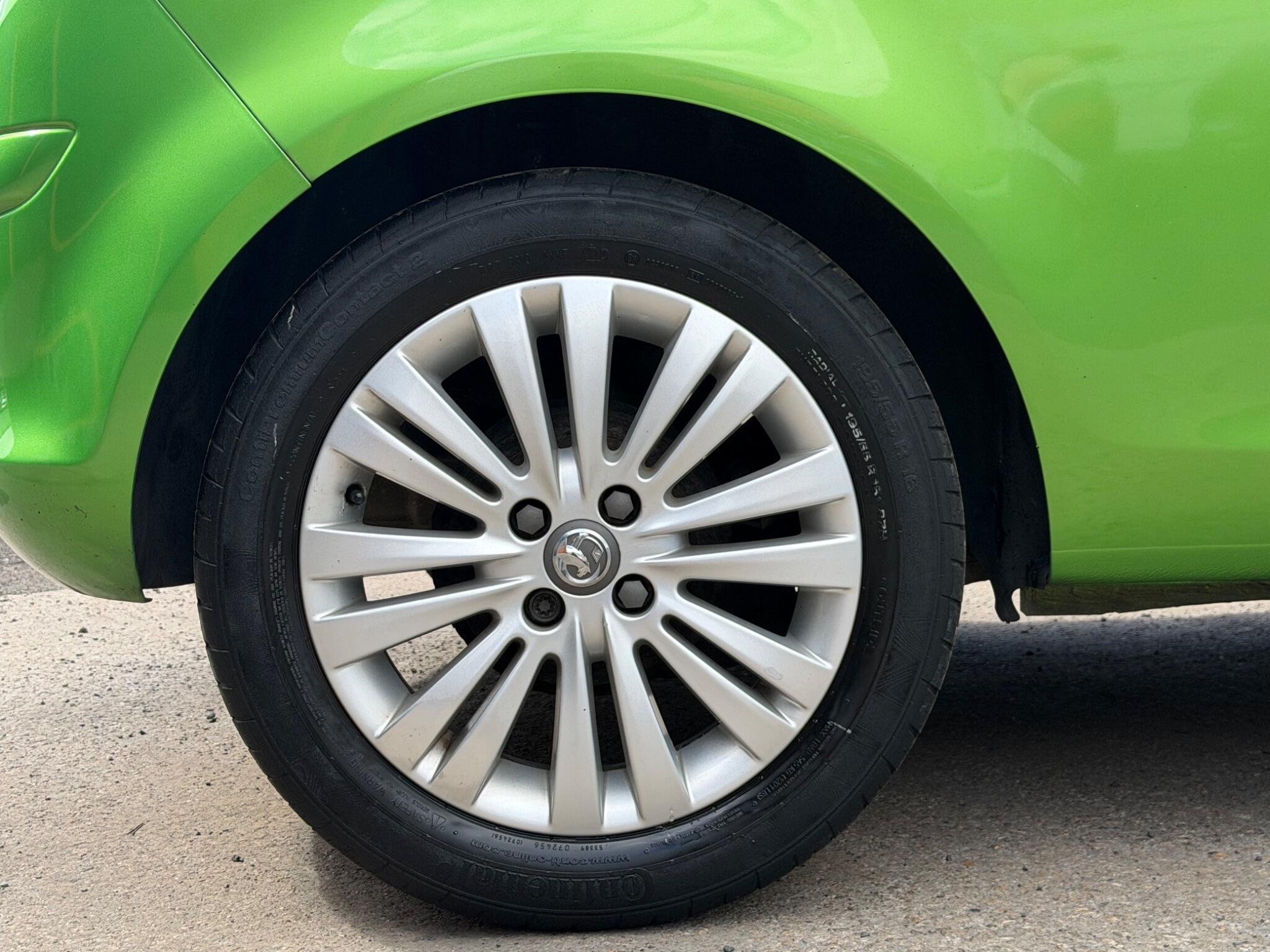 Vauxhall Corsa - Image 9