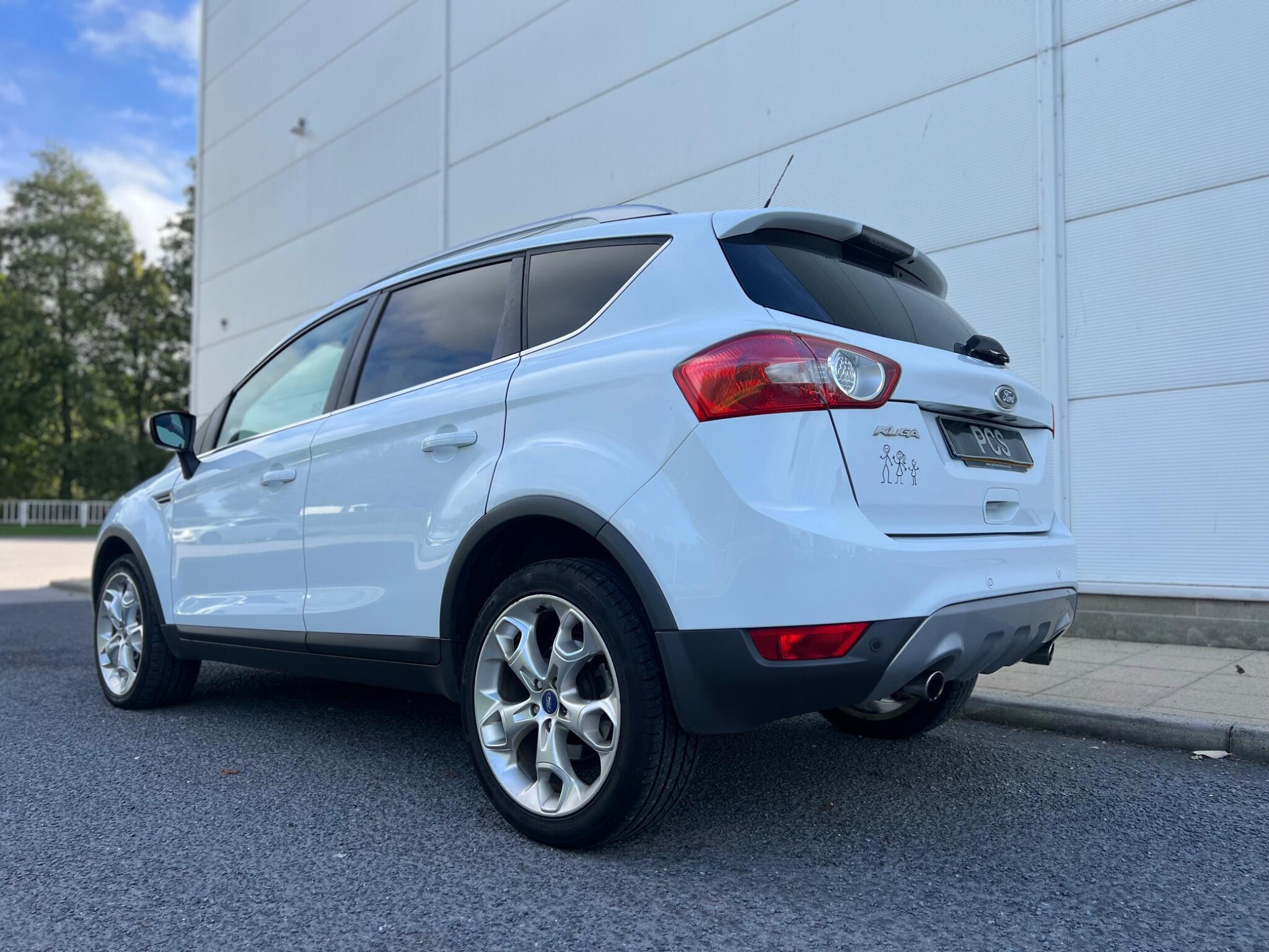 Ford Kuga - Image 26