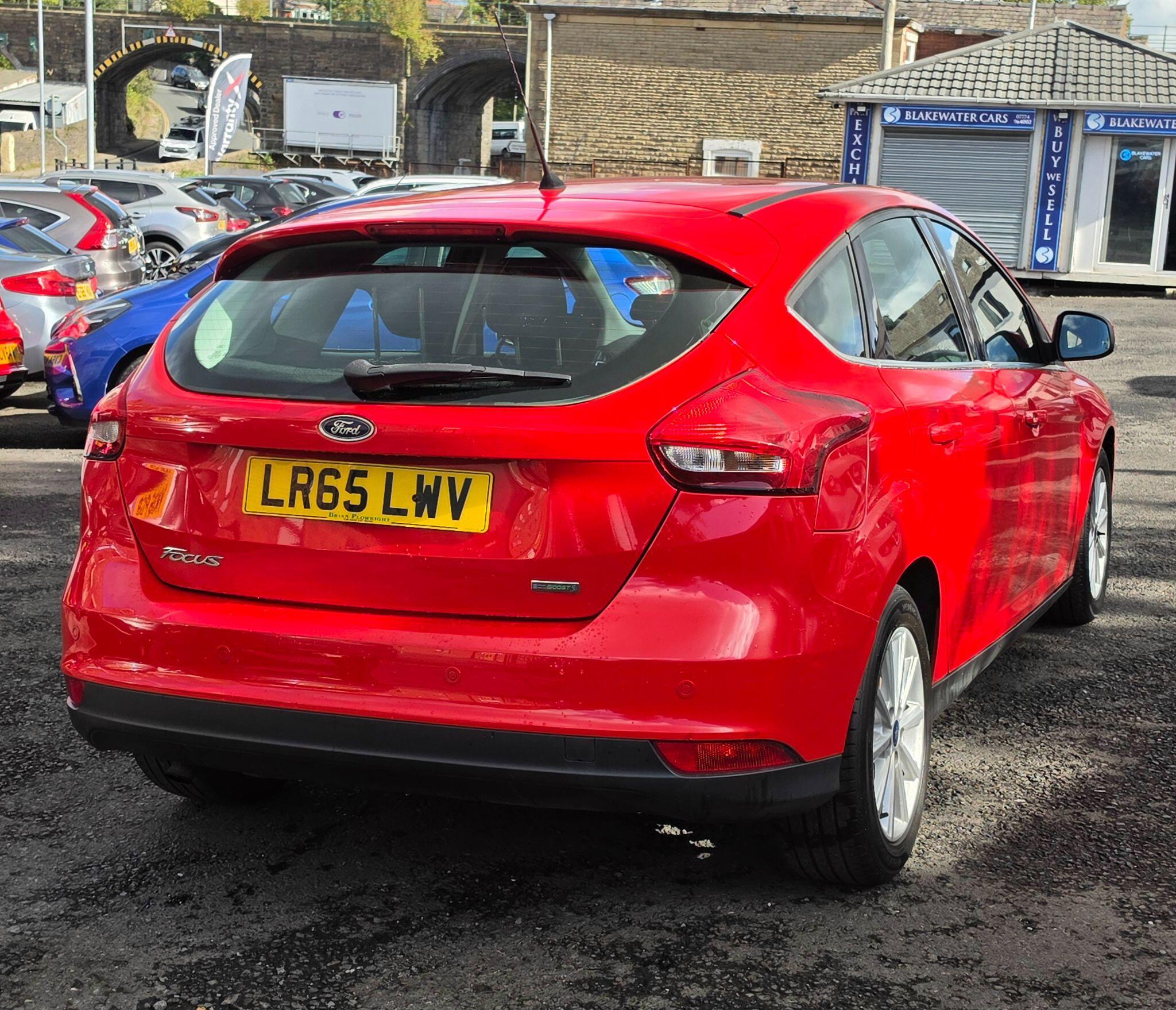 Ford Focus - Image 7