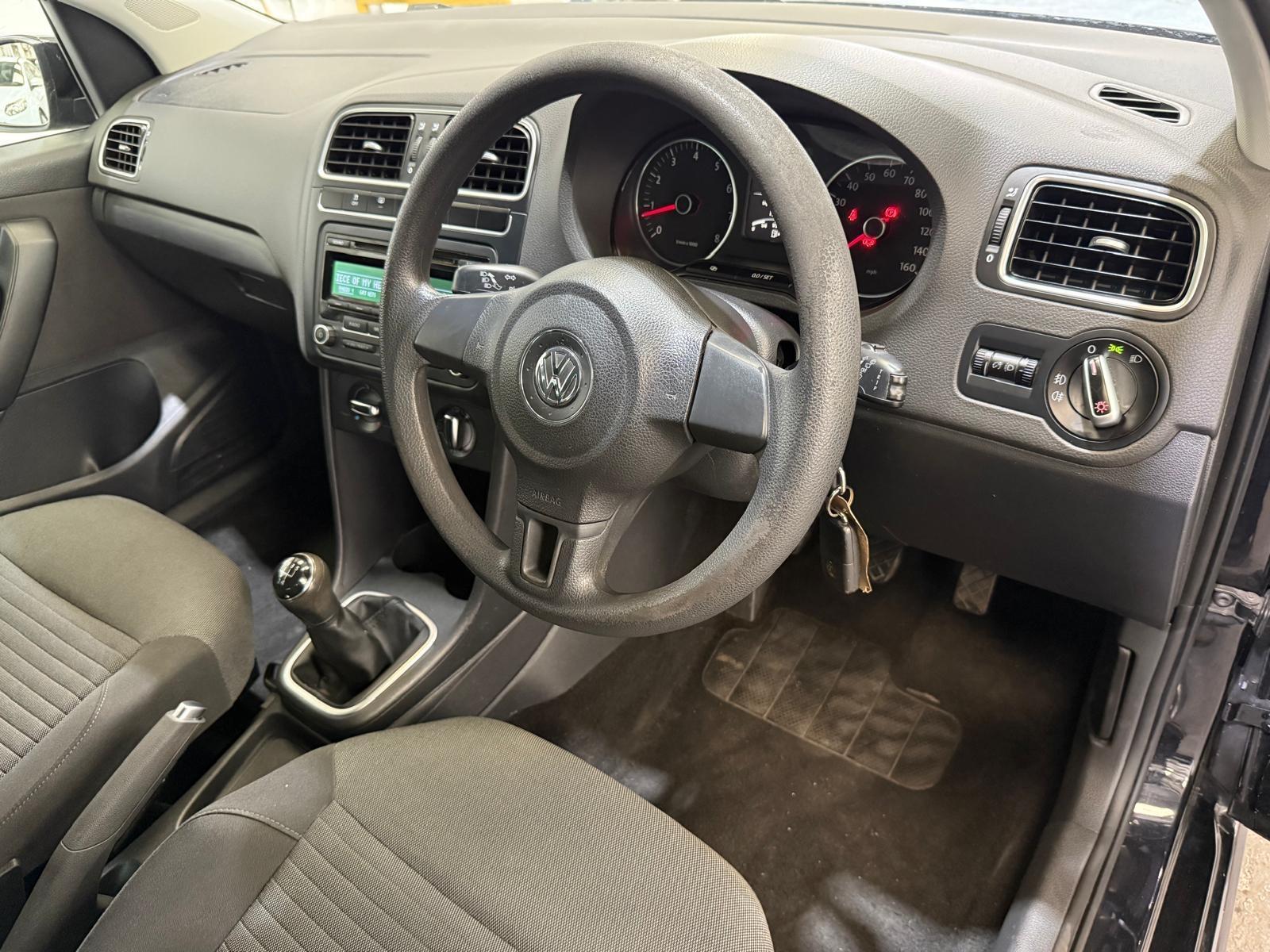 Volkswagen Polo - Image 13