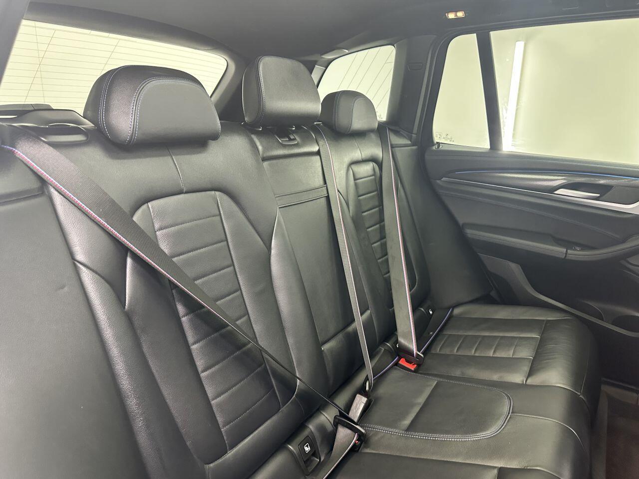 BMW iX3 - Image 6