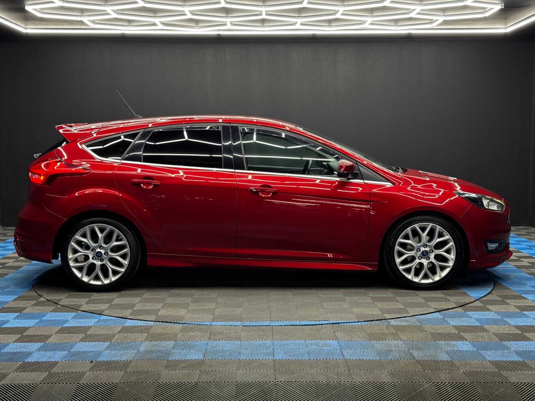 Ford Focus - Image 4
