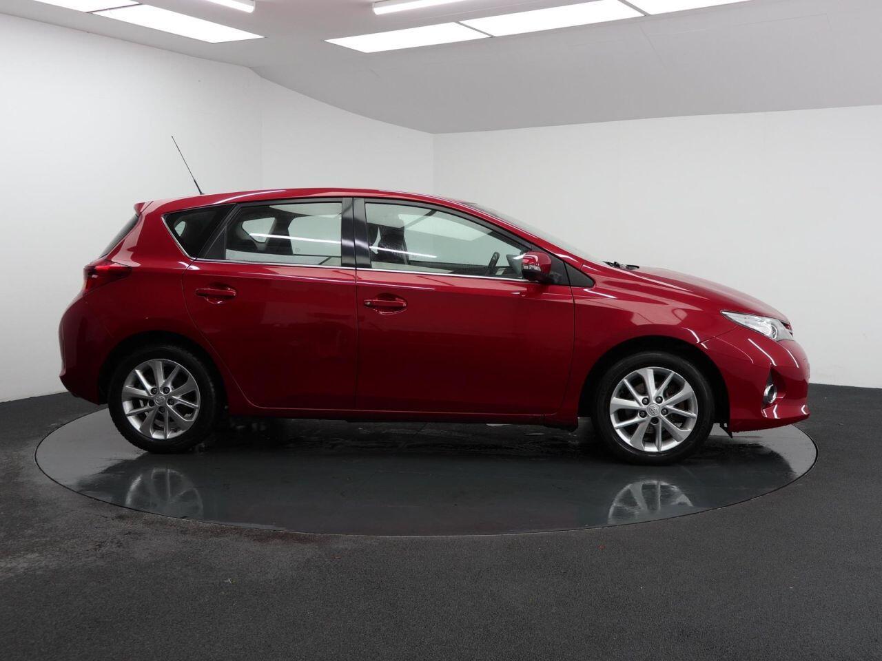 Toyota Auris - Image 10