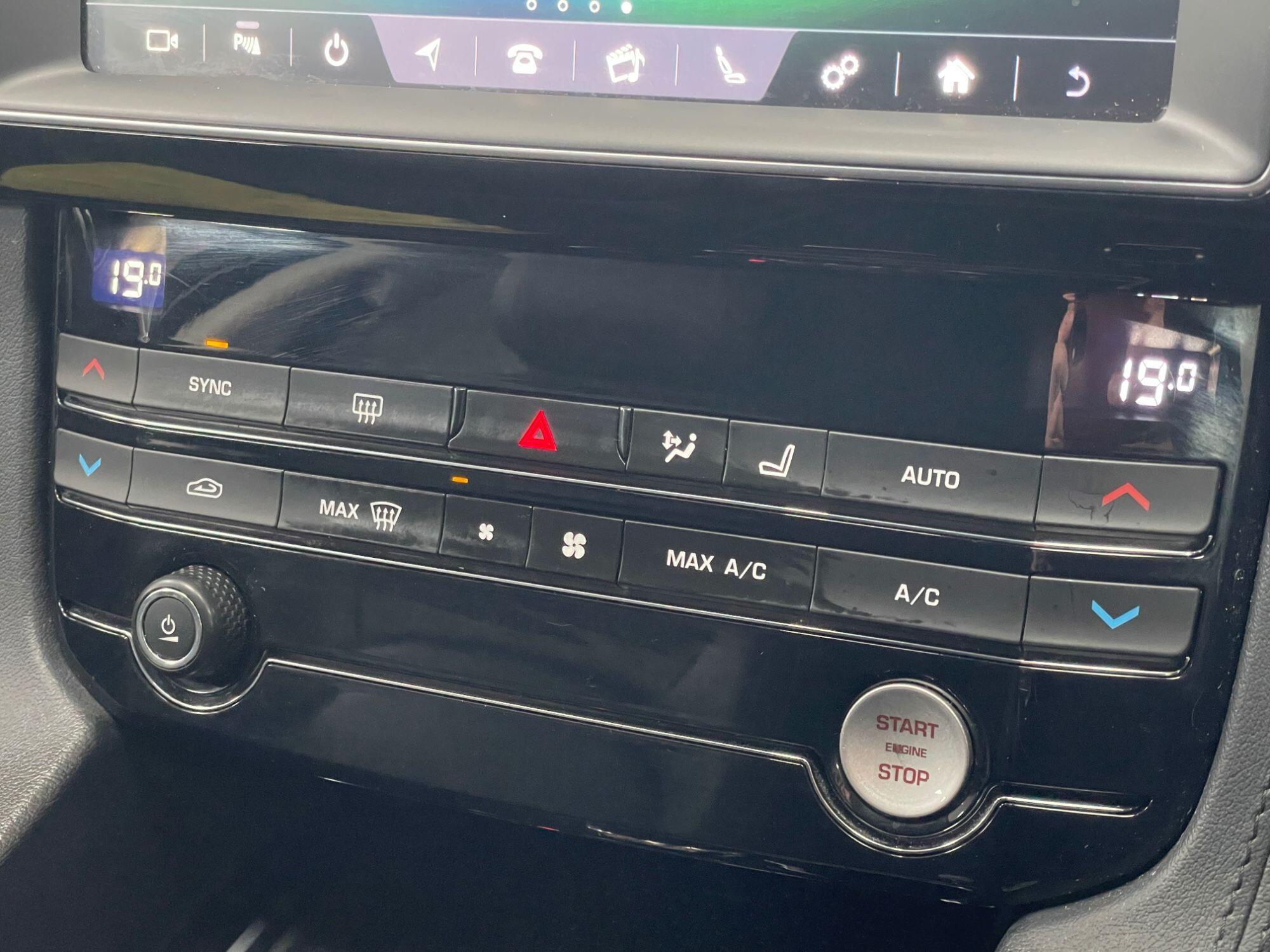 Jaguar F-Pace - Image 46