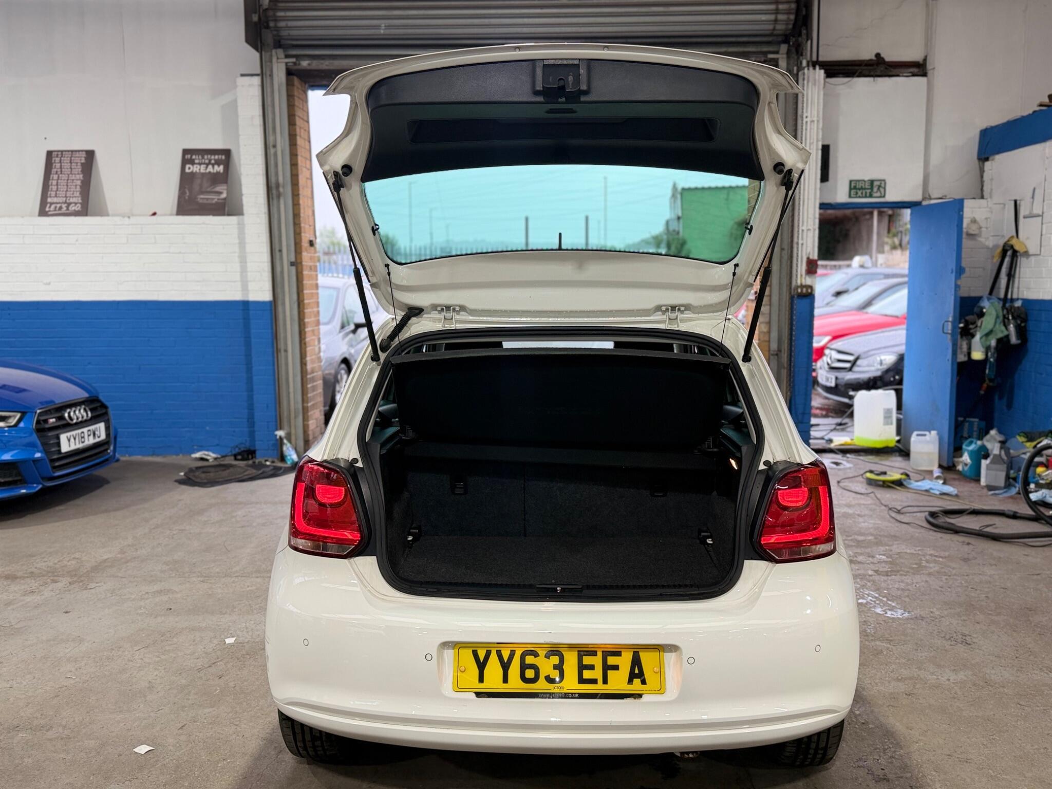 Volkswagen Polo - Image 37