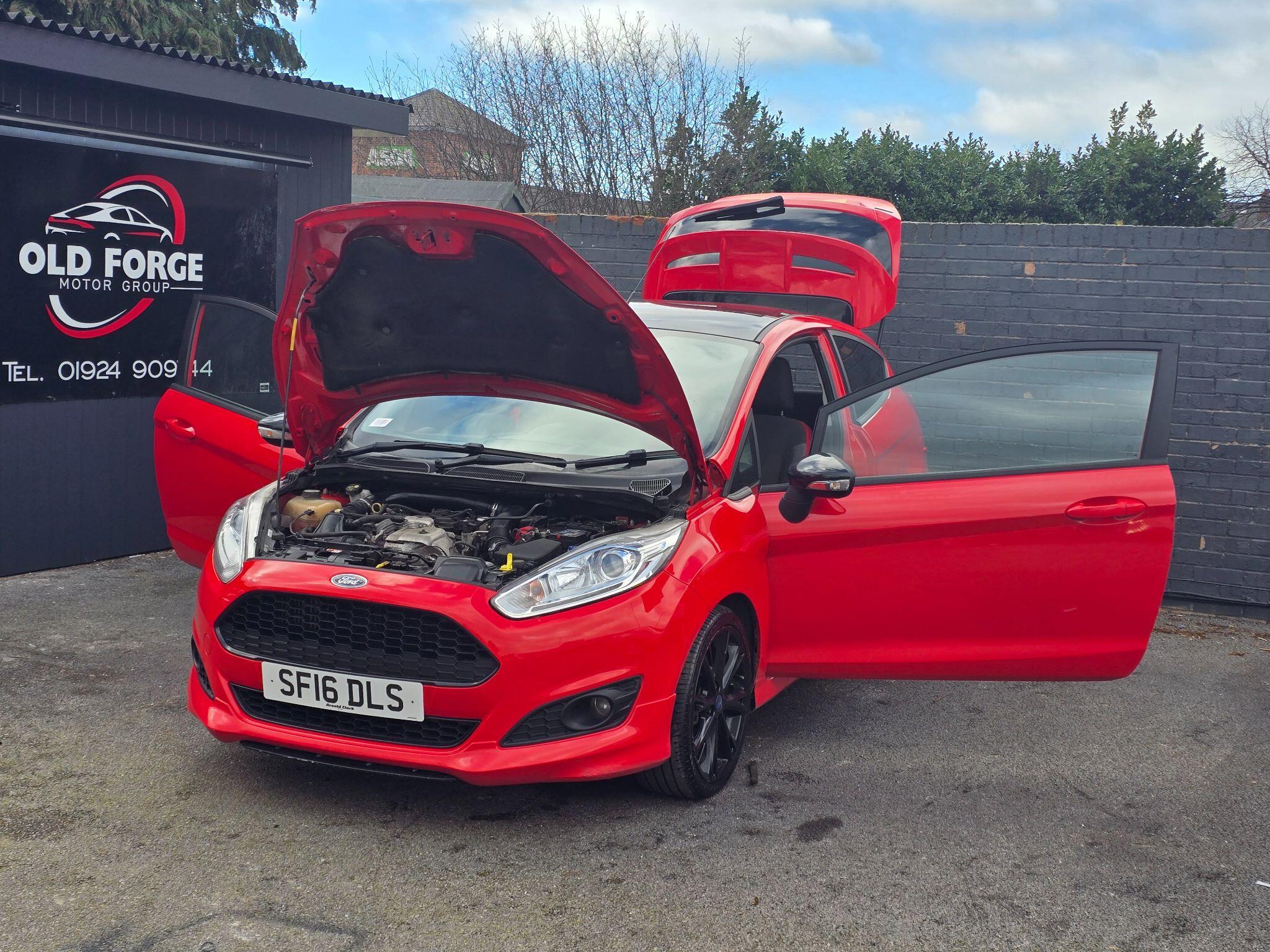 Ford Fiesta - Image 24