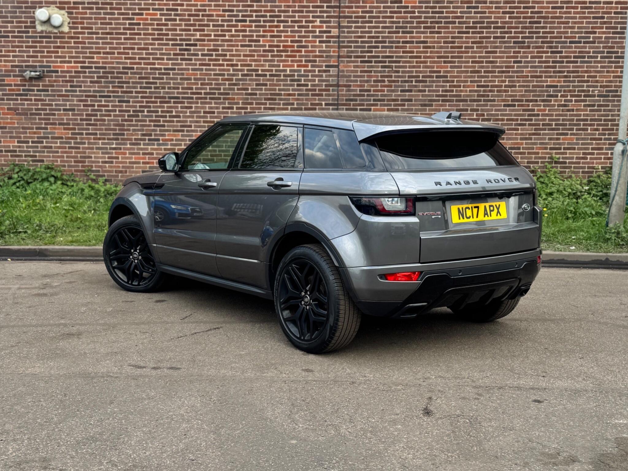 Land Rover Range Rover Evoque - Image 15