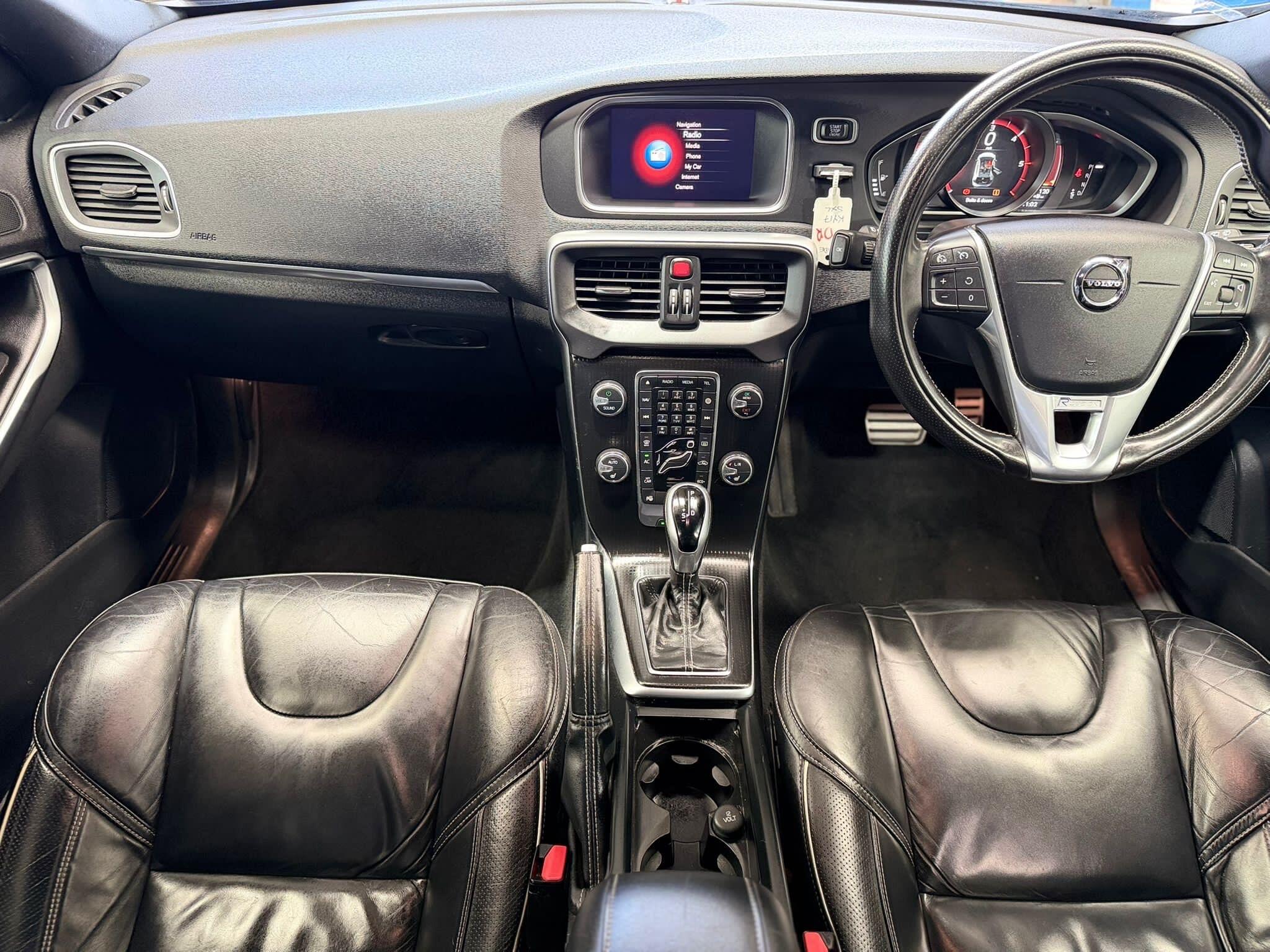 Volvo V40 - Image 19