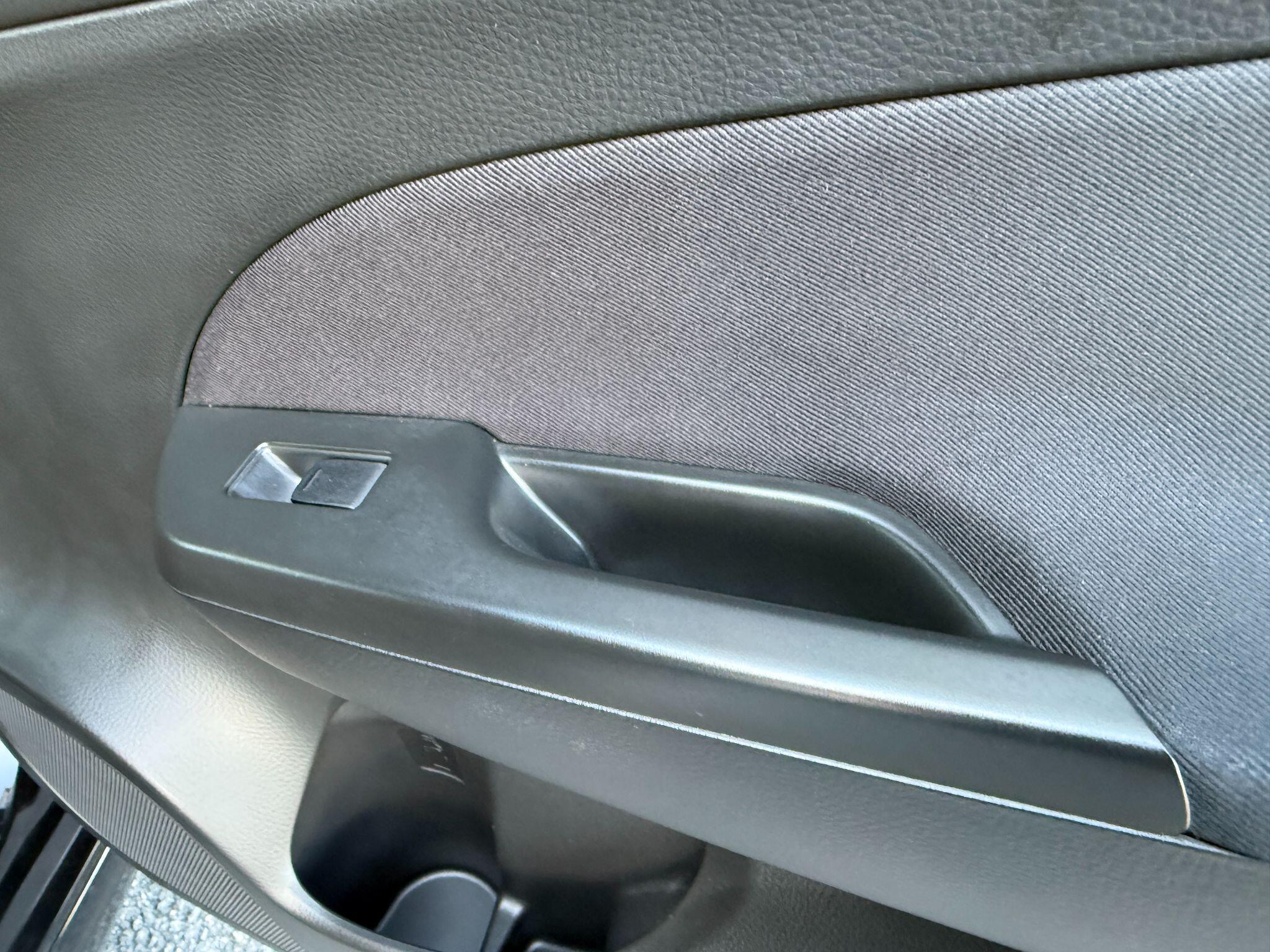 Suzuki Swift - Image 50