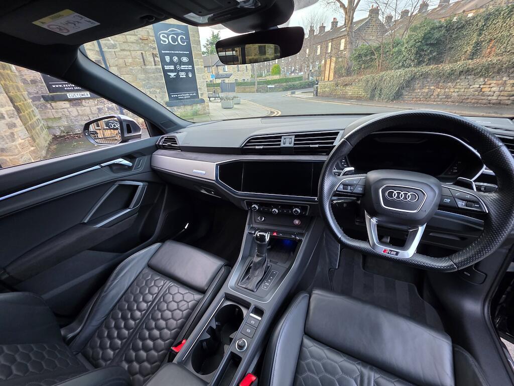 Audi RS Q3 - Image 36