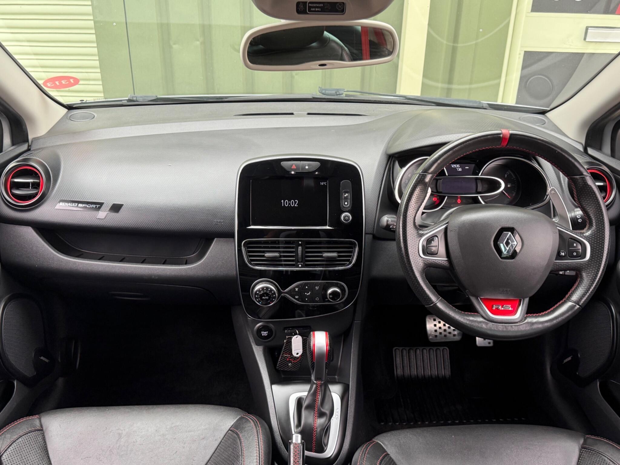 Renault Clio - Image 20
