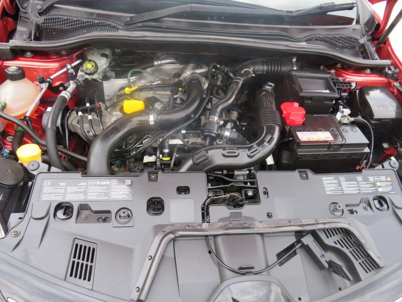 Renault Clio - Image 13