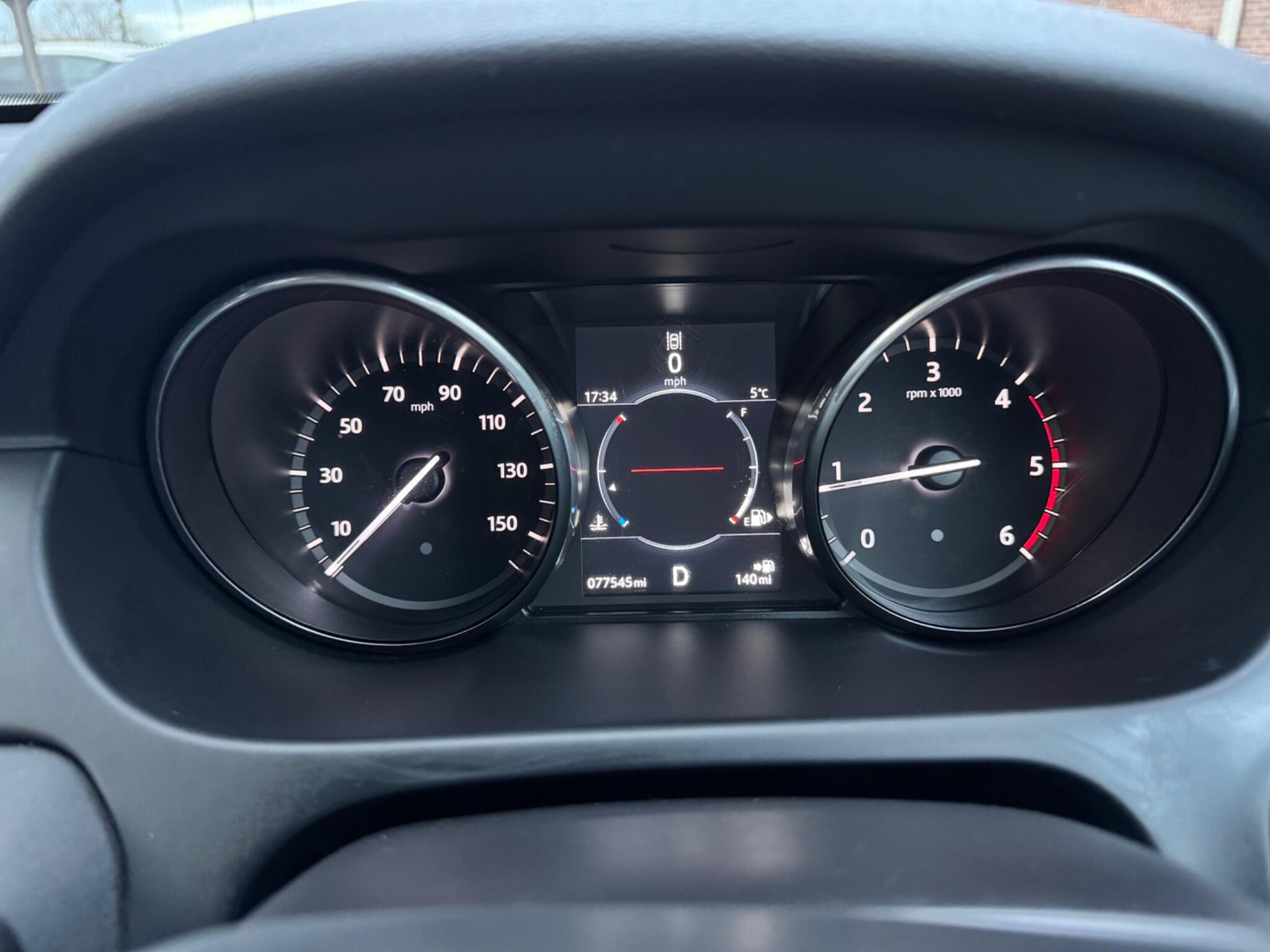 Land Rover DISCOVERY SPORT - Image 14