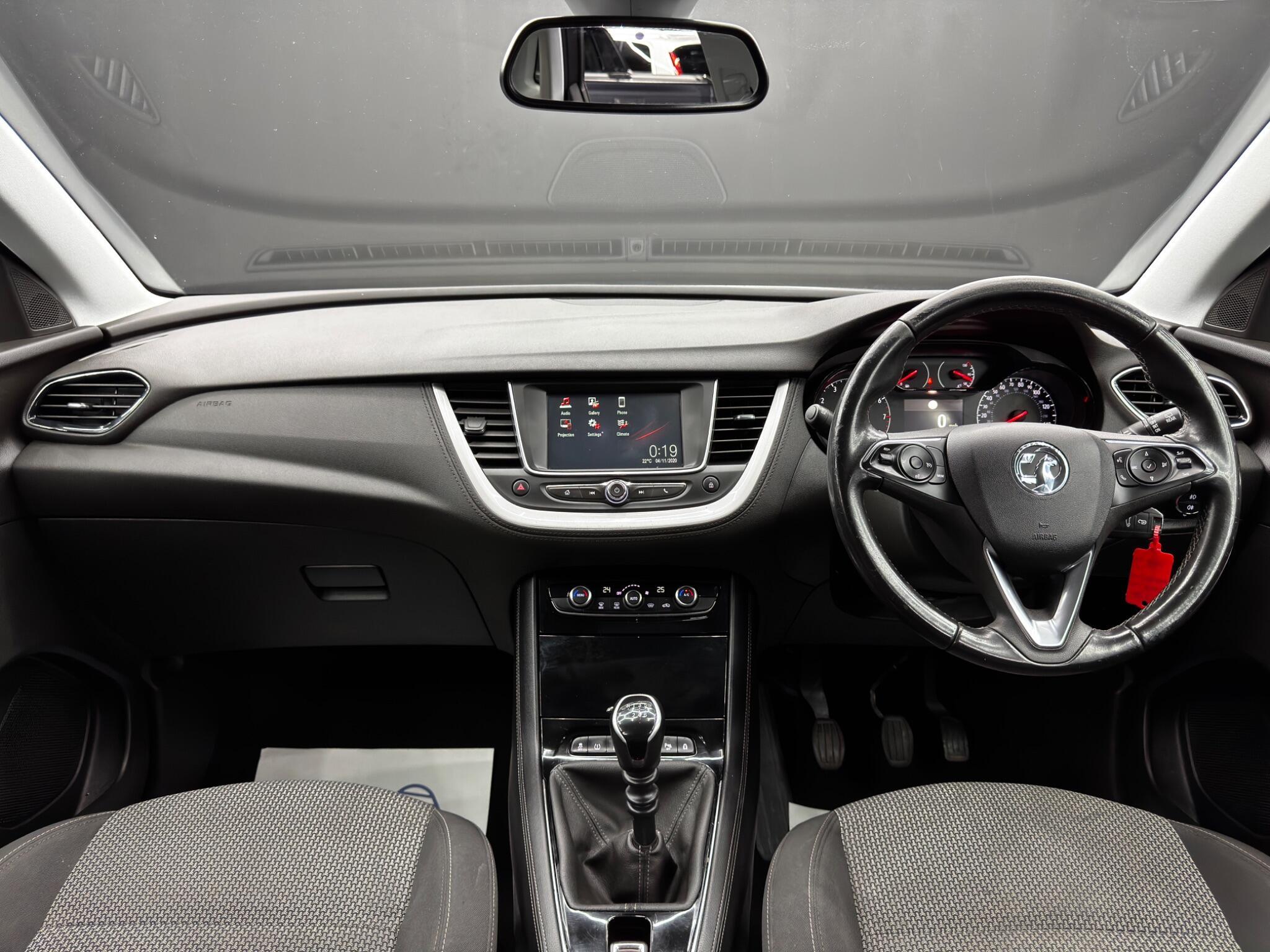 Vauxhall Grandland X - Image 10