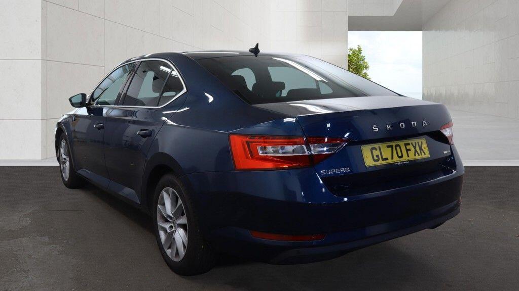 Skoda Superb - Image 2
