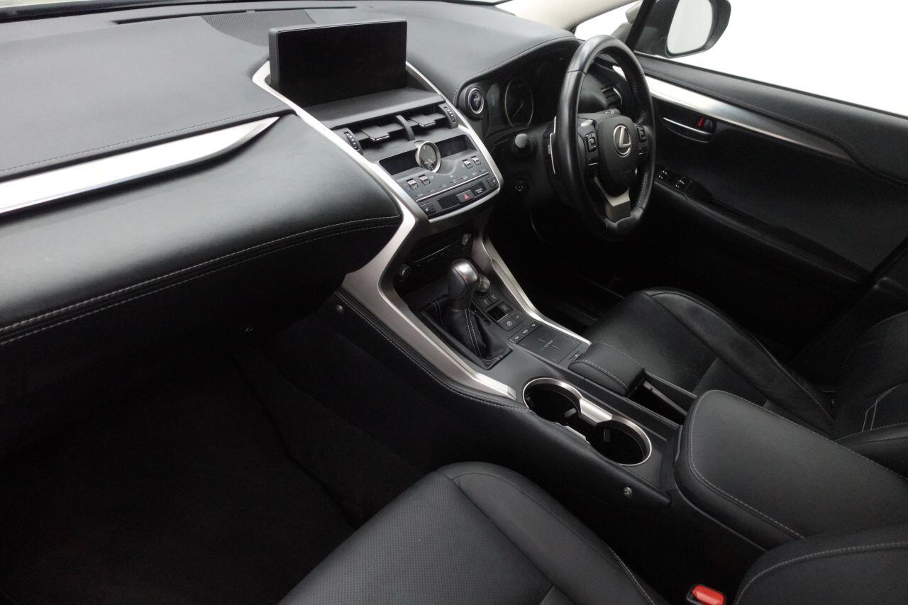 Lexus NX - Image 14