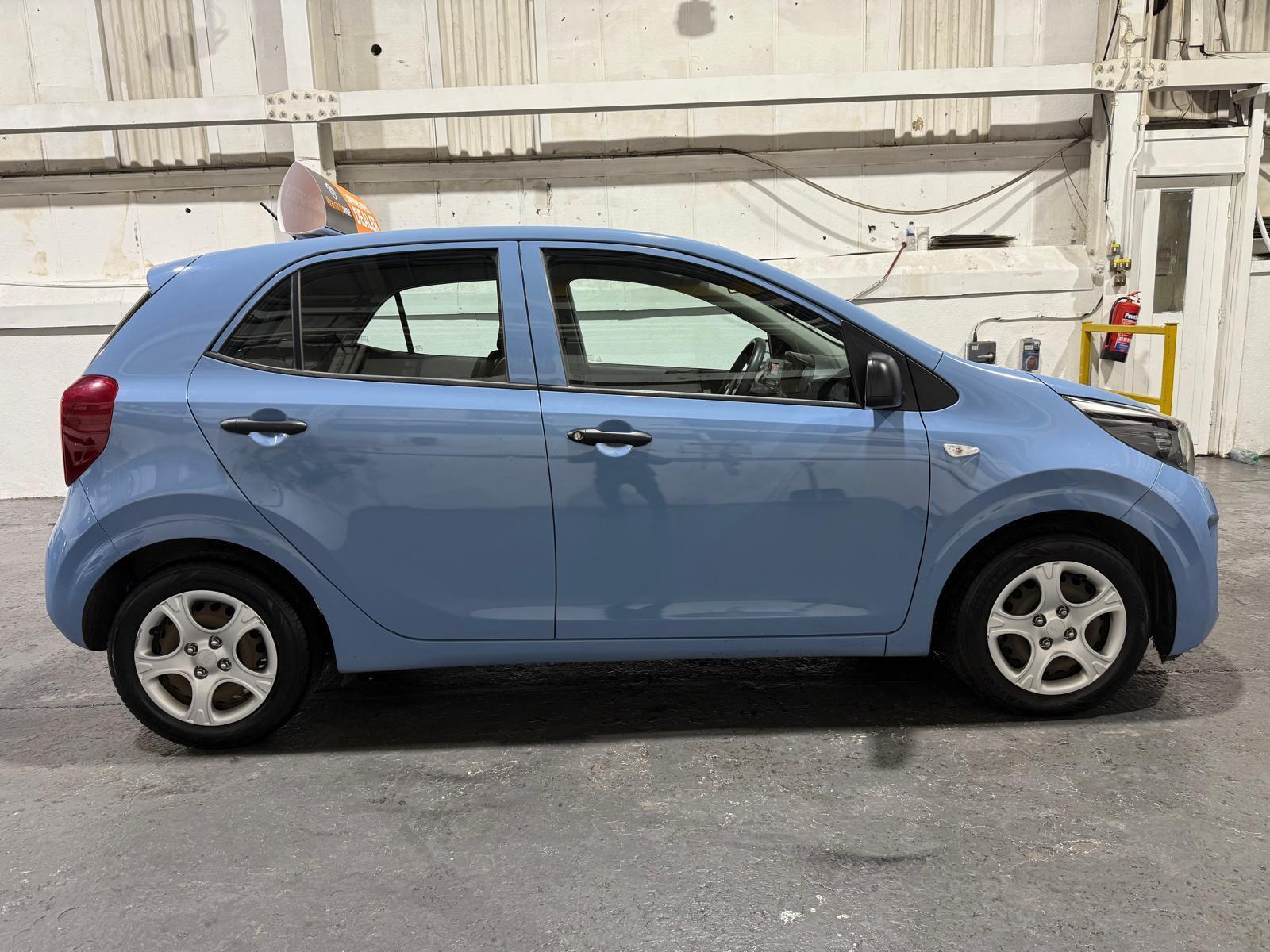 Kia Picanto - Image 11