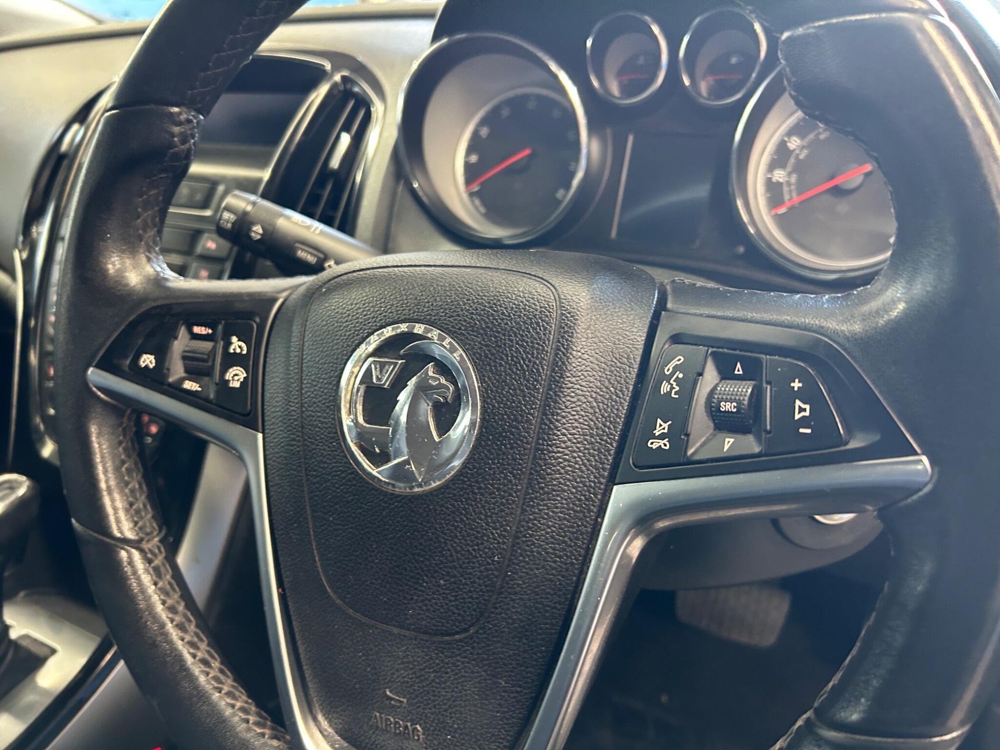 Vauxhall Astra - Image 13