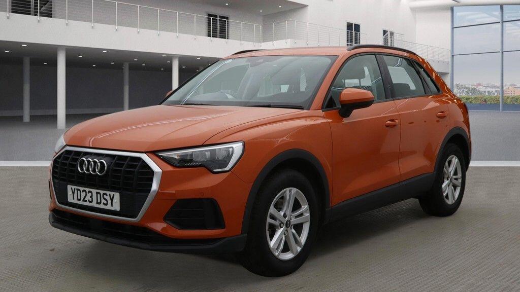 Audi Q3 - Image 2