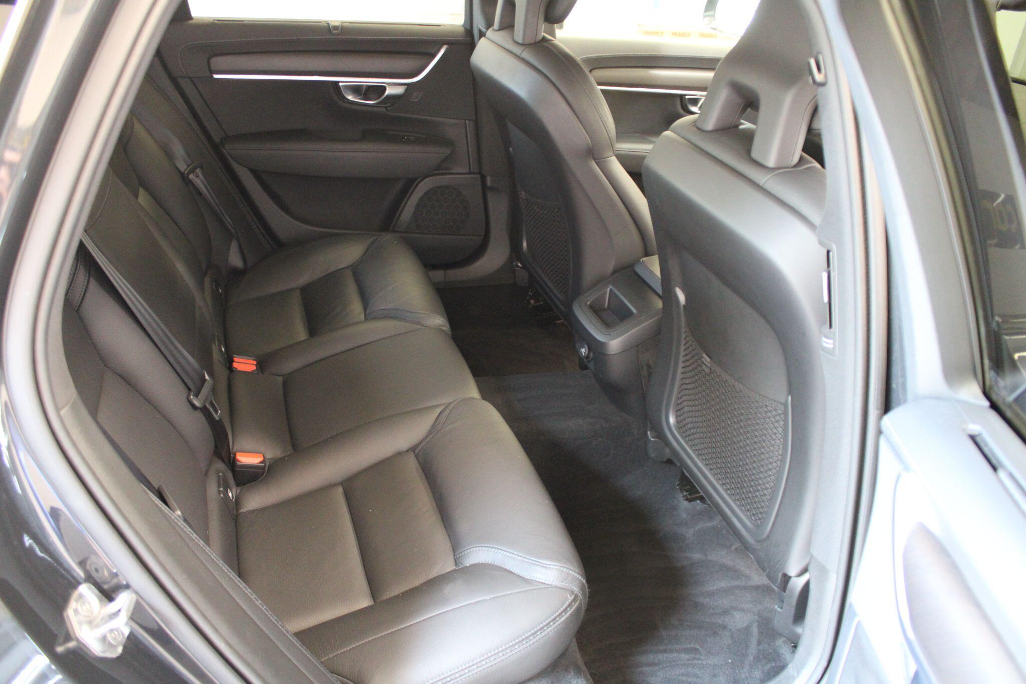 Volvo V90 CROSS COUNTRY - Image 19