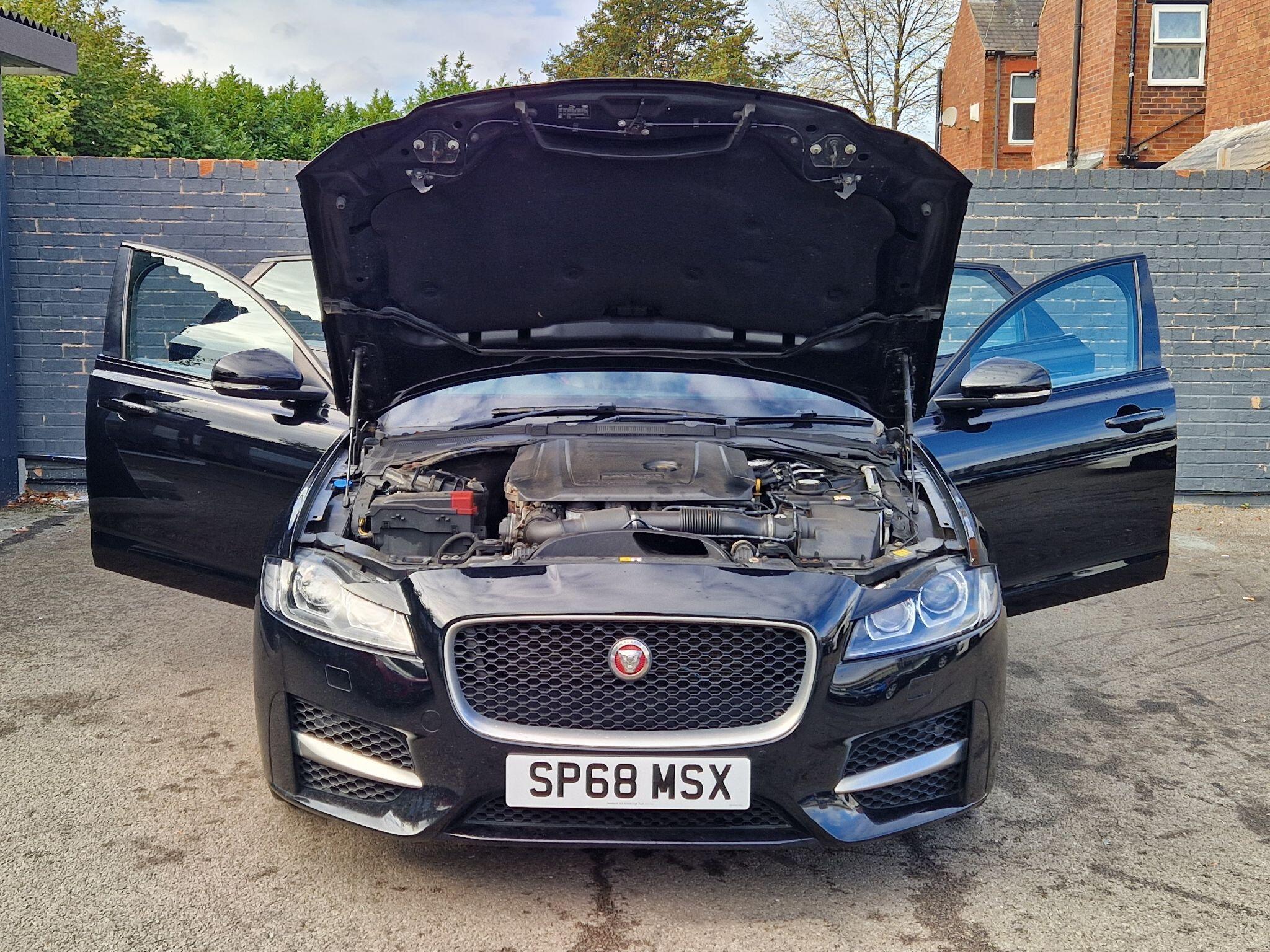Jaguar XF - Image 13