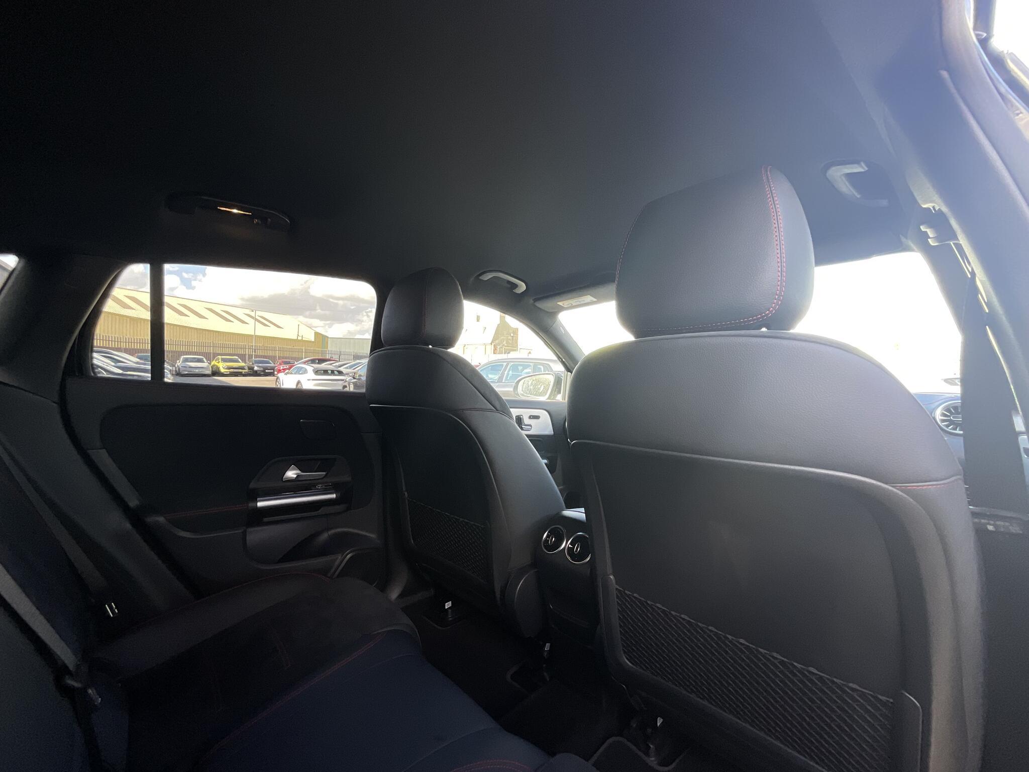 Mercedes Eqa - Image 10