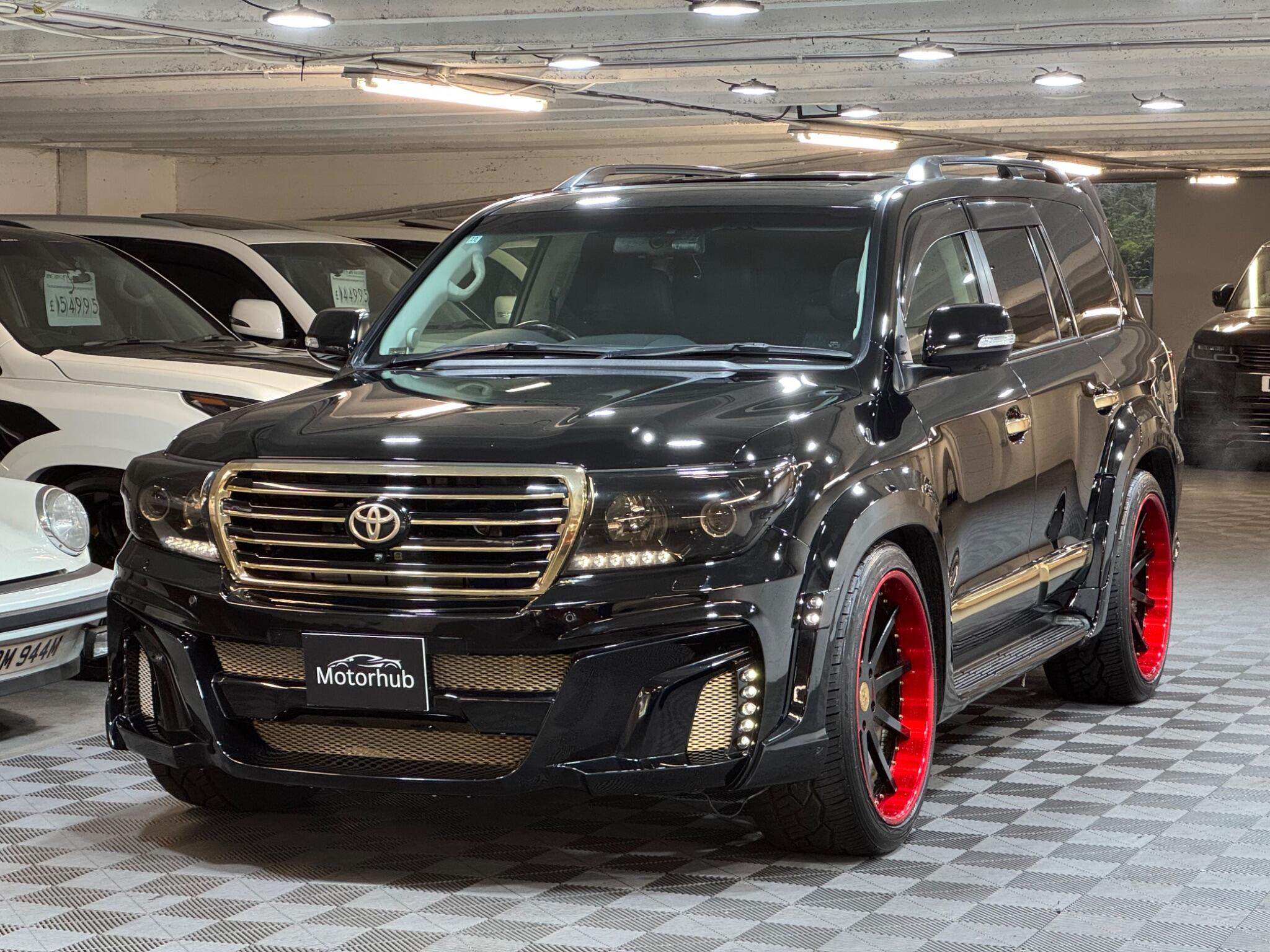 Toyota Land Cruiser - Image 6