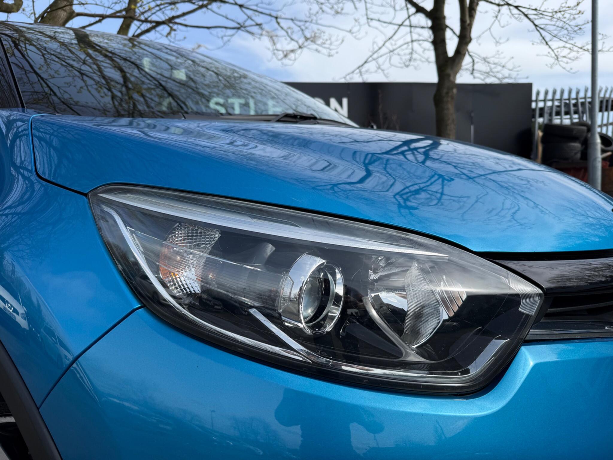 Renault Captur - Image 42