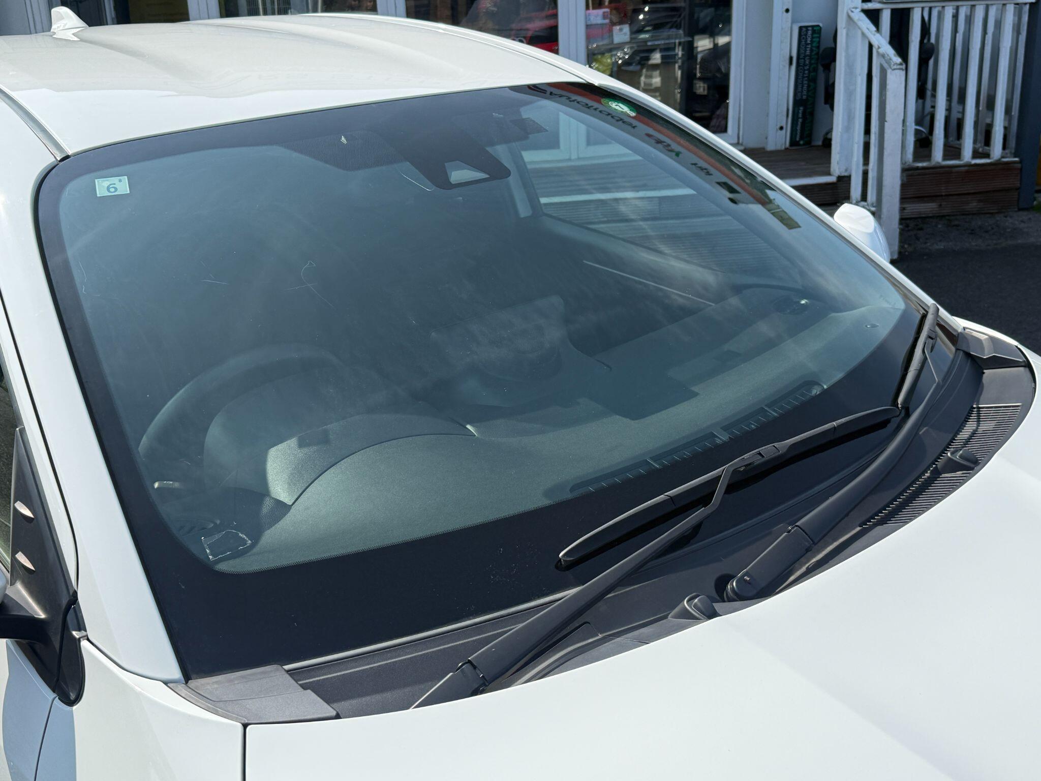 Toyota Yaris - Image 14