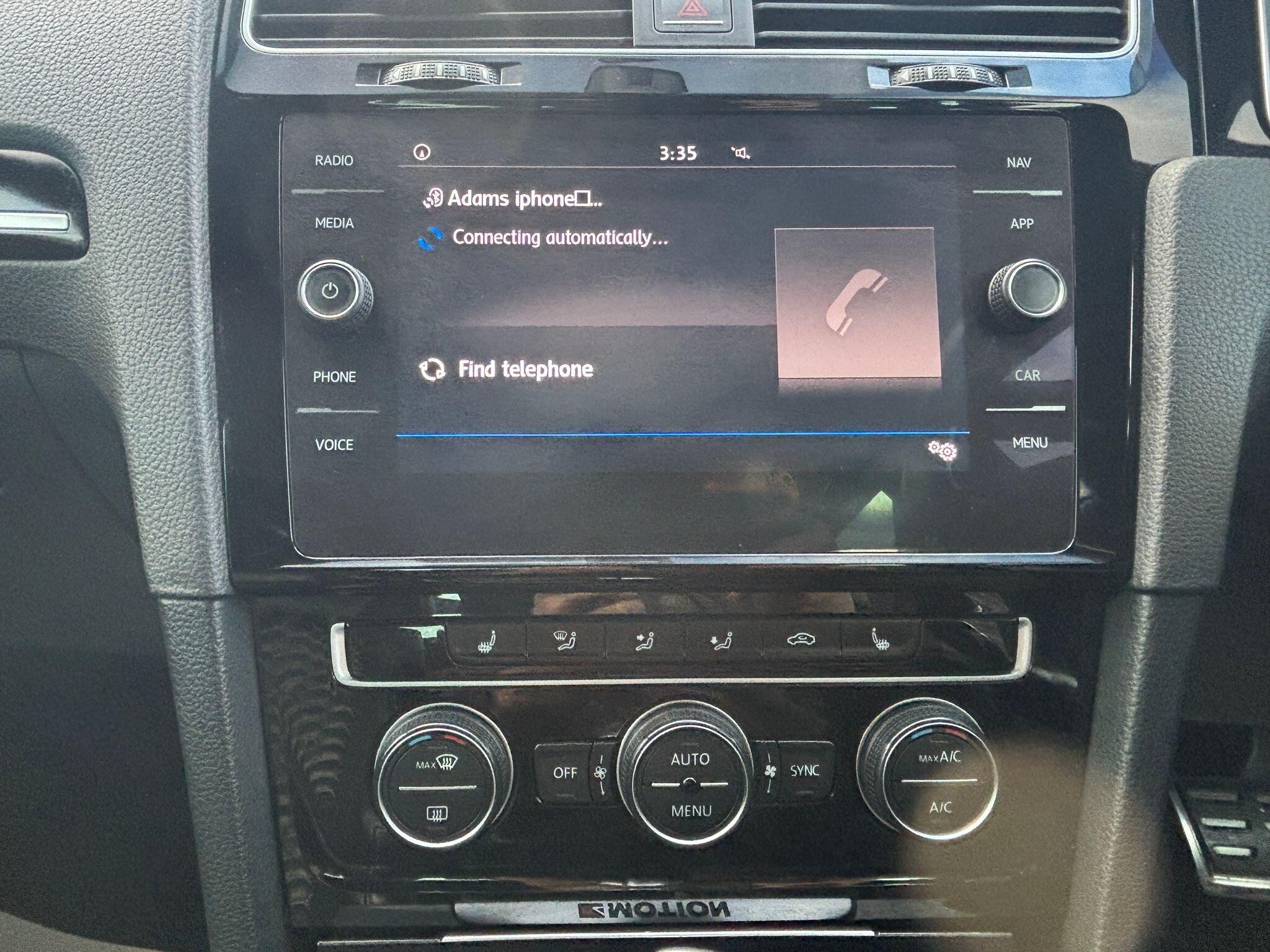 Volkswagen Golf - Image 49