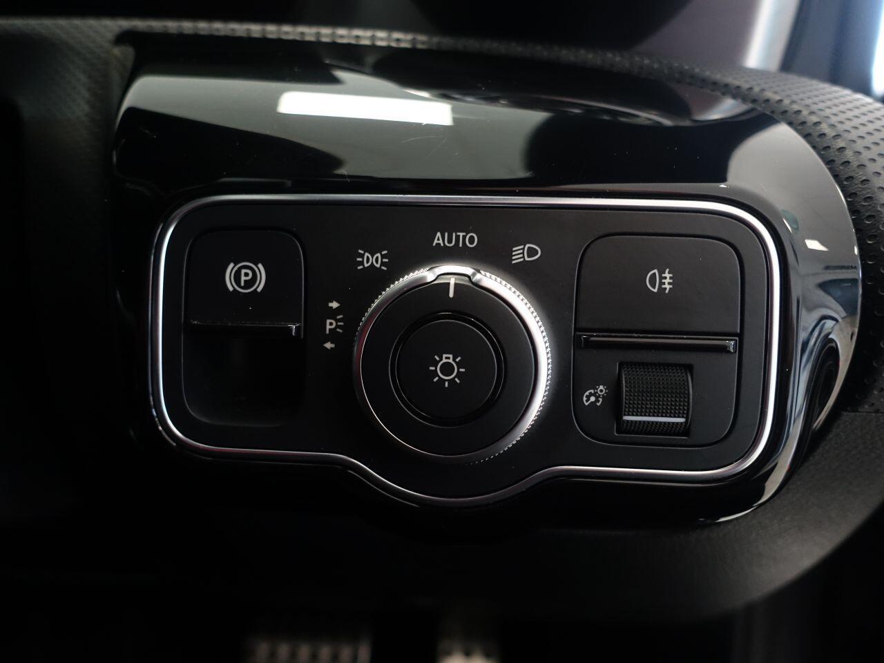 Mercedes CLA - Image 31