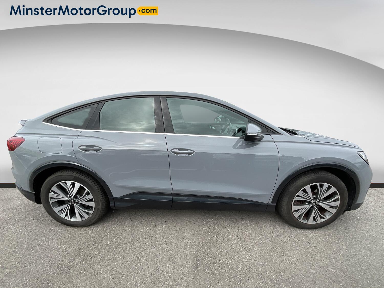 Audi Q4 E-Tron - Image 2