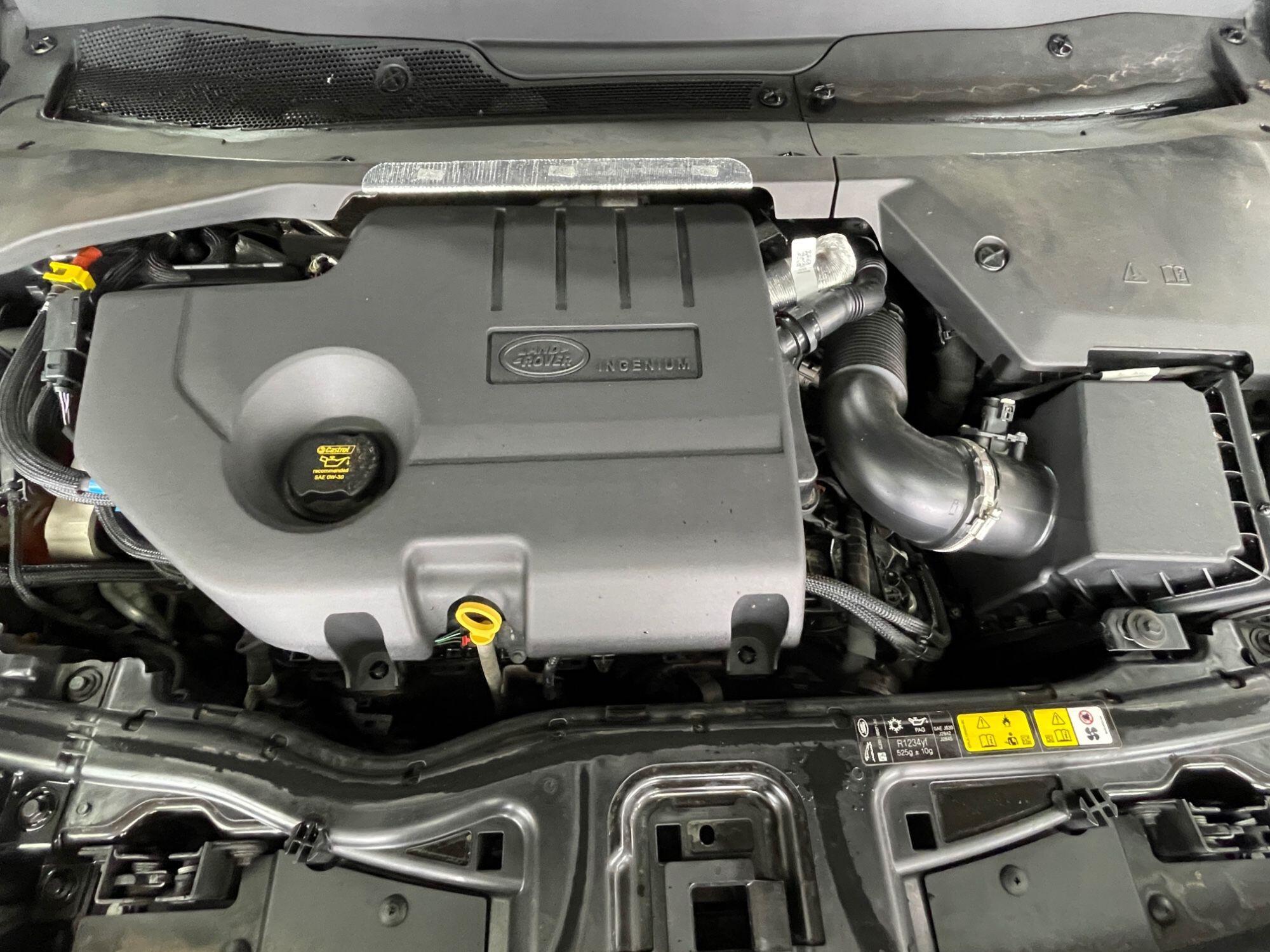 Land Rover DISCOVERY SPORT - Image 18