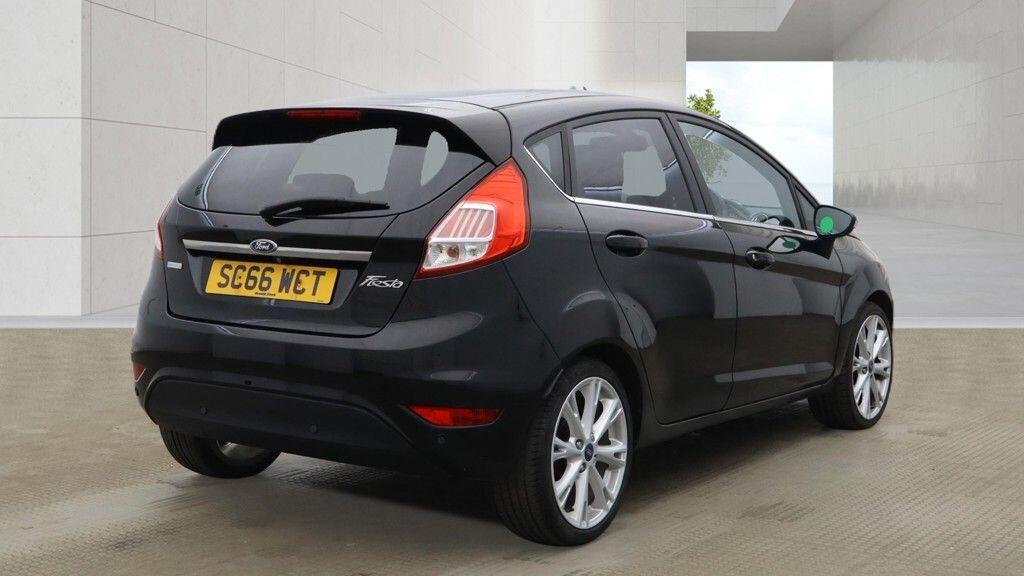 Ford Fiesta - Image 4