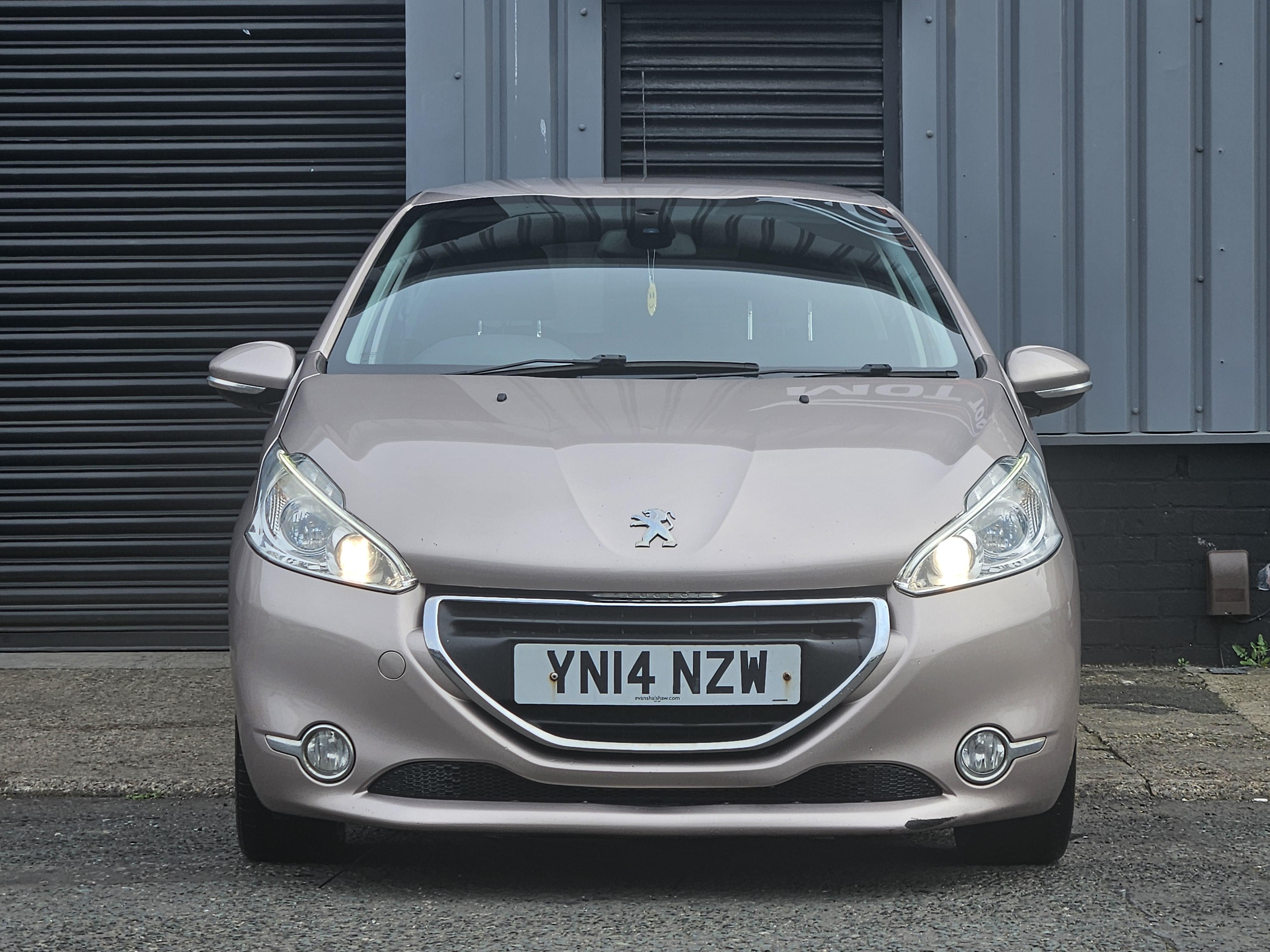 Peugeot 208 - Image 3