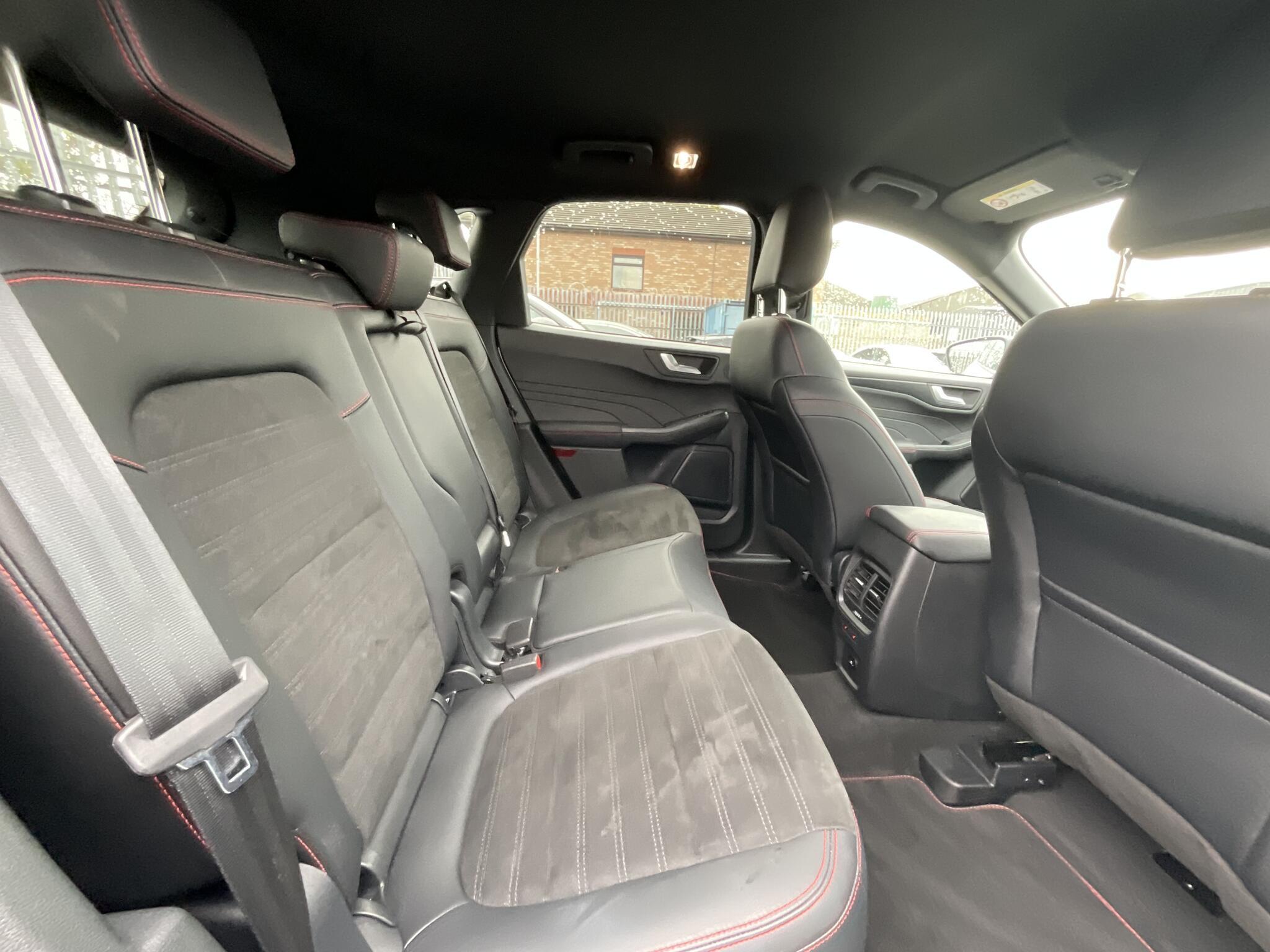 Ford Kuga - Image 12