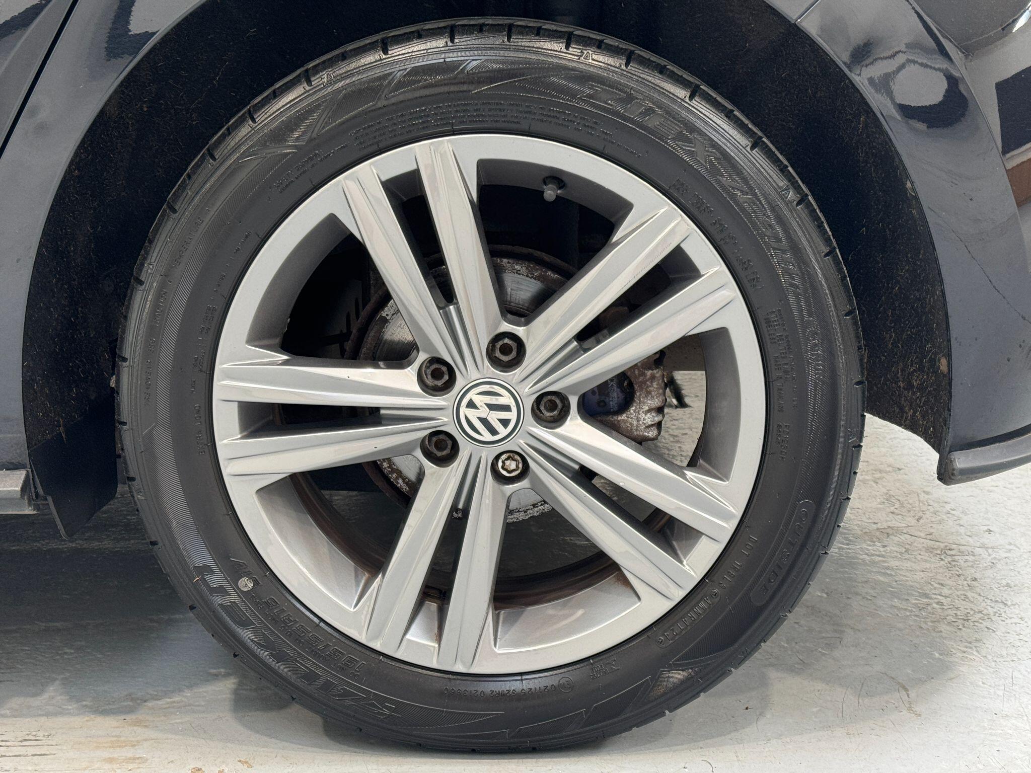 Volkswagen Polo - Image 27