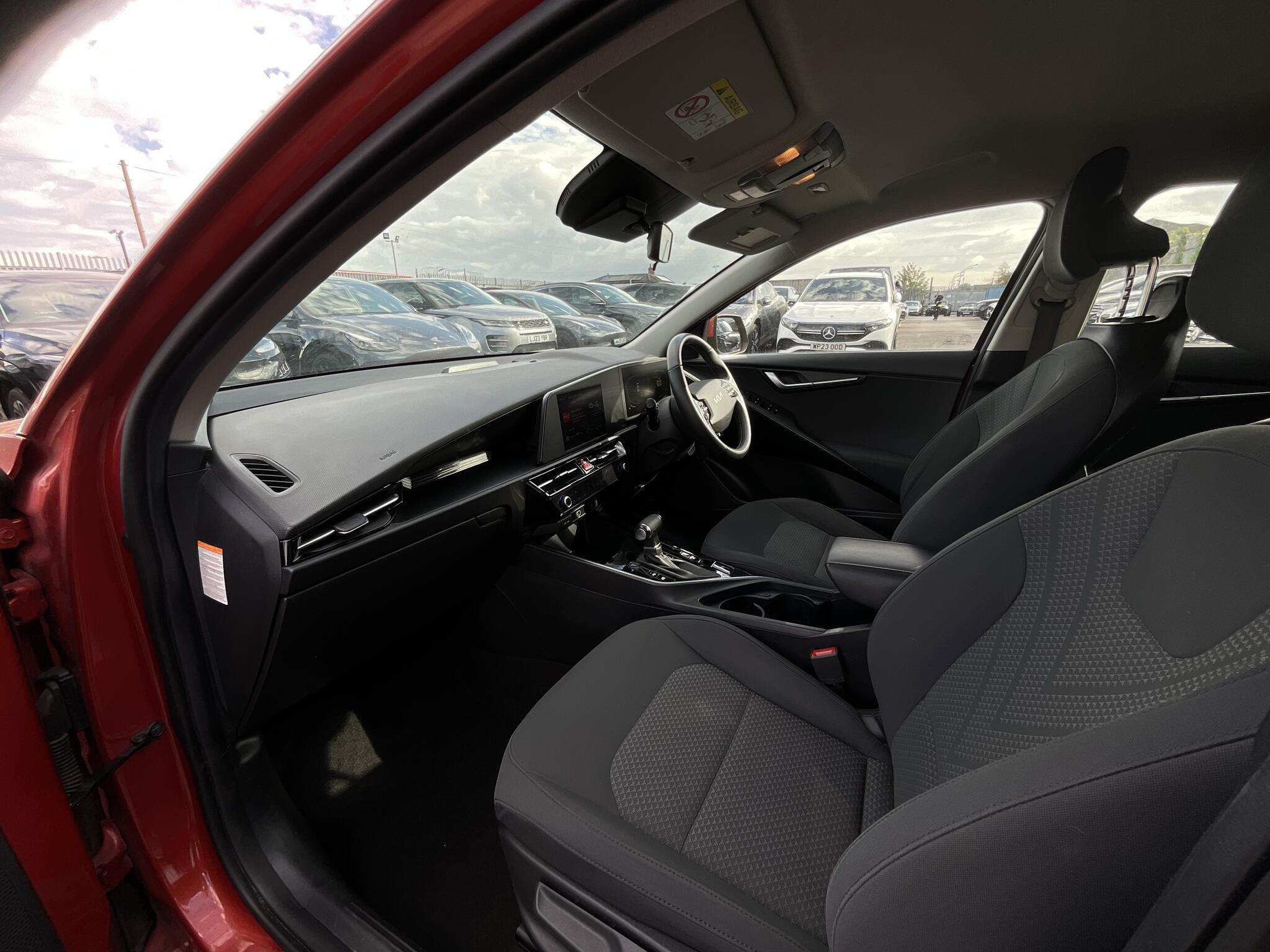 Kia Niro - Image 11